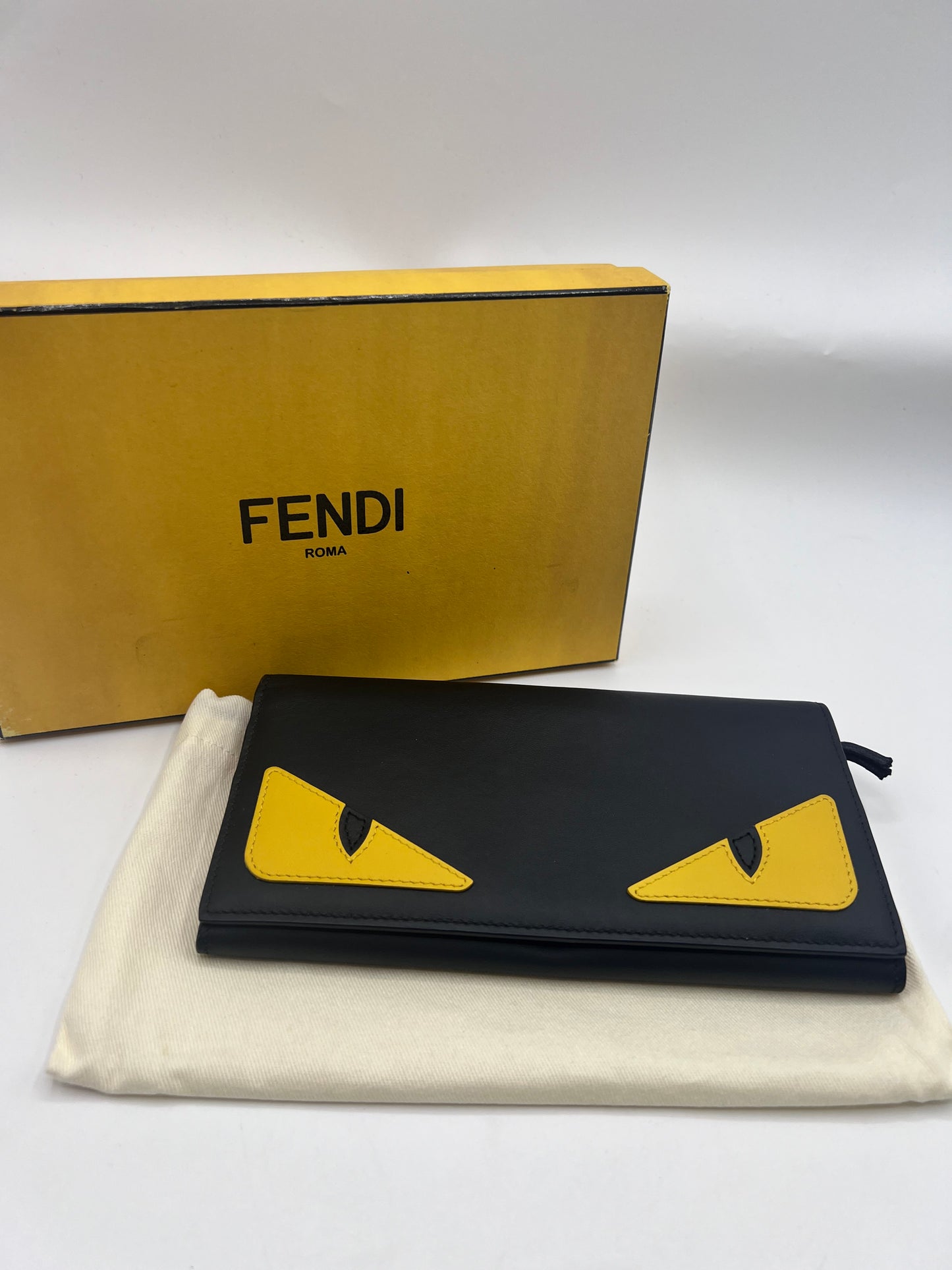 Fendi Monster wallet              (🇵🇭P20,640)
