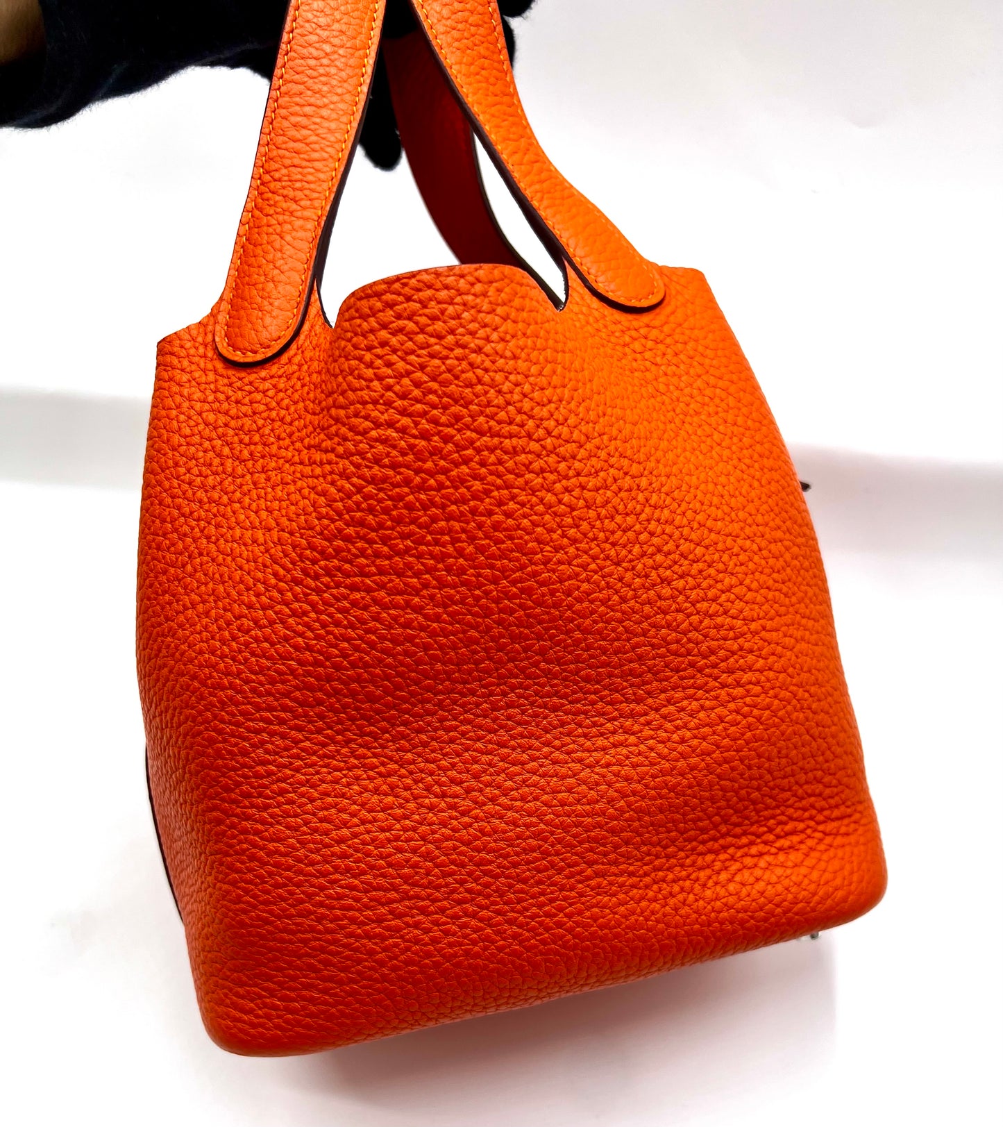 Hermes Picotin 18 Orange Taurillon Clemence Leather PHW Stamp T (🇵🇭P167,700)