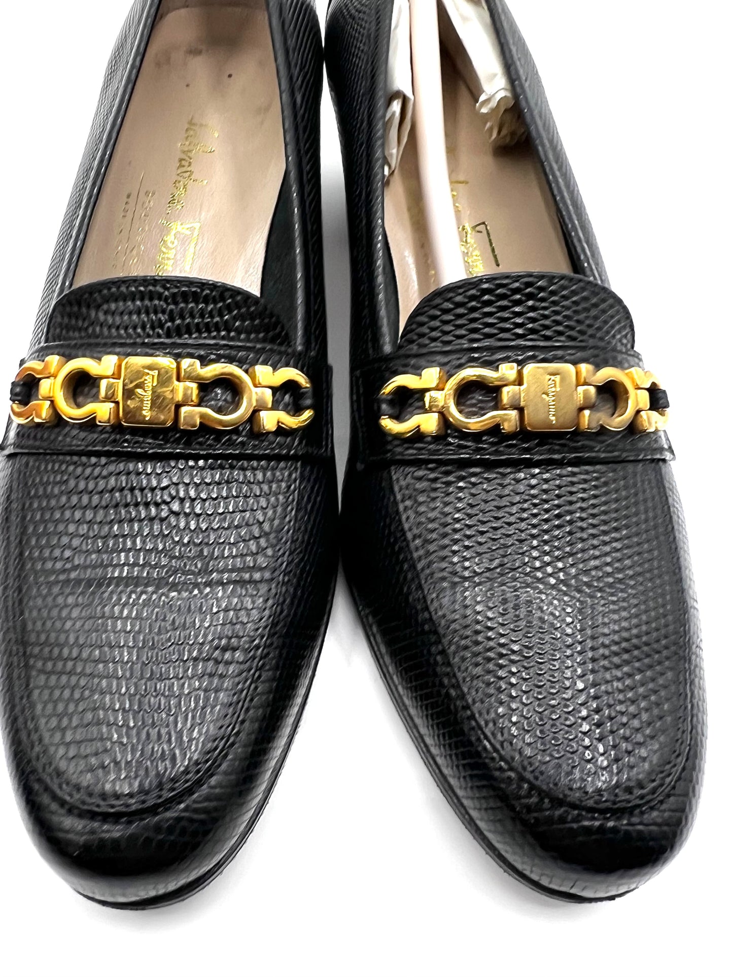 Salvatore Ferragamo Lizard Skin Black Pumps Size 36      (🇵🇭P10,320)