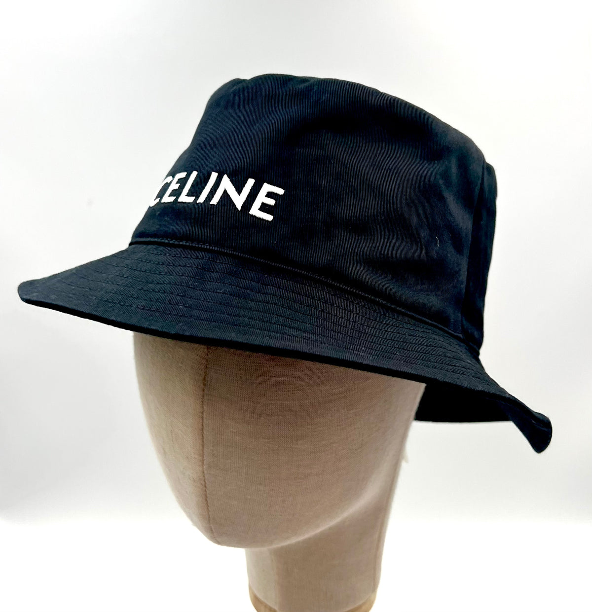 Celine Black Bucket Hat M size (🇵🇭P25,370)