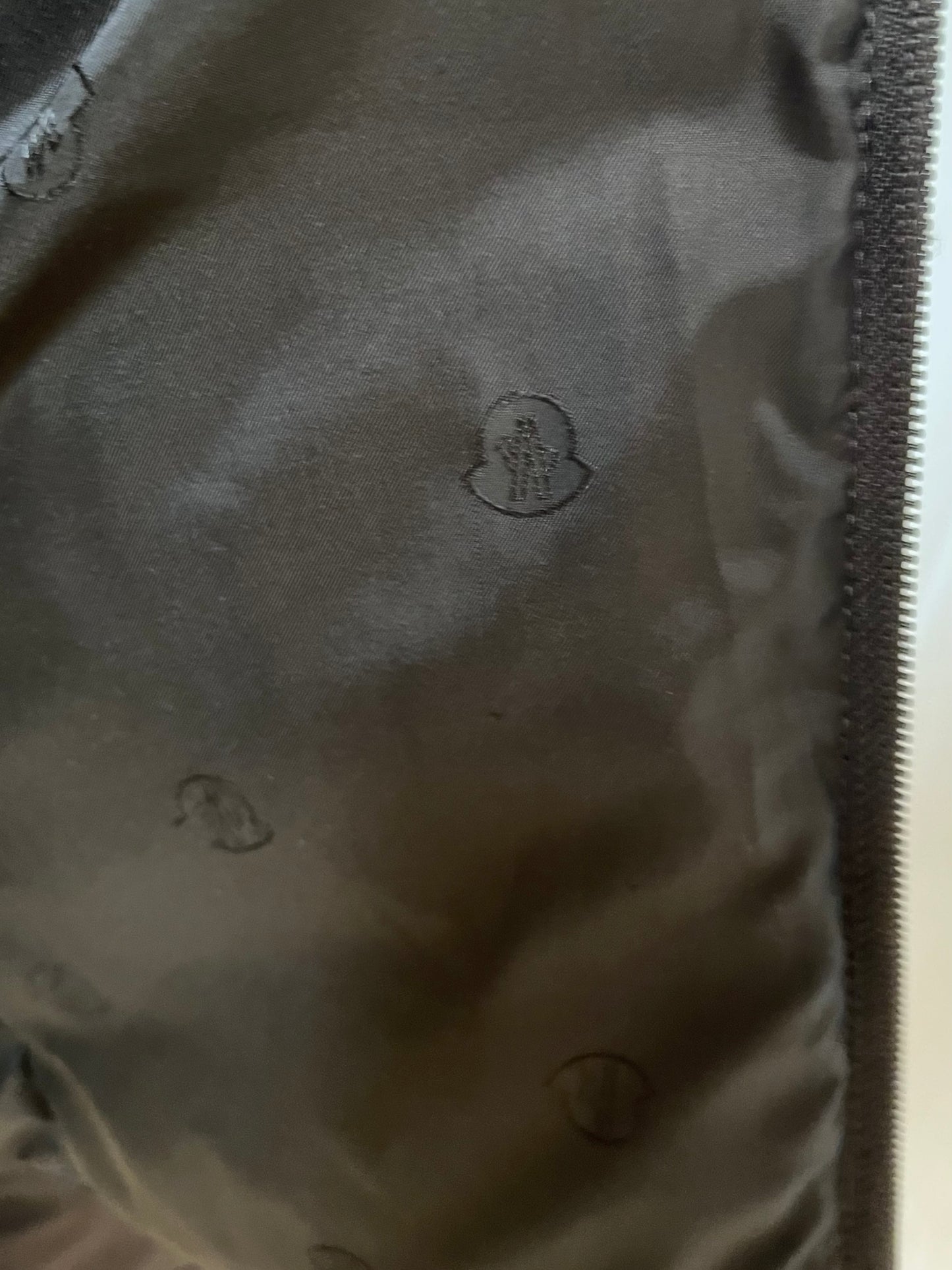 Moncler Down Jacket Brown Size 1 (🇵🇭P18,490)