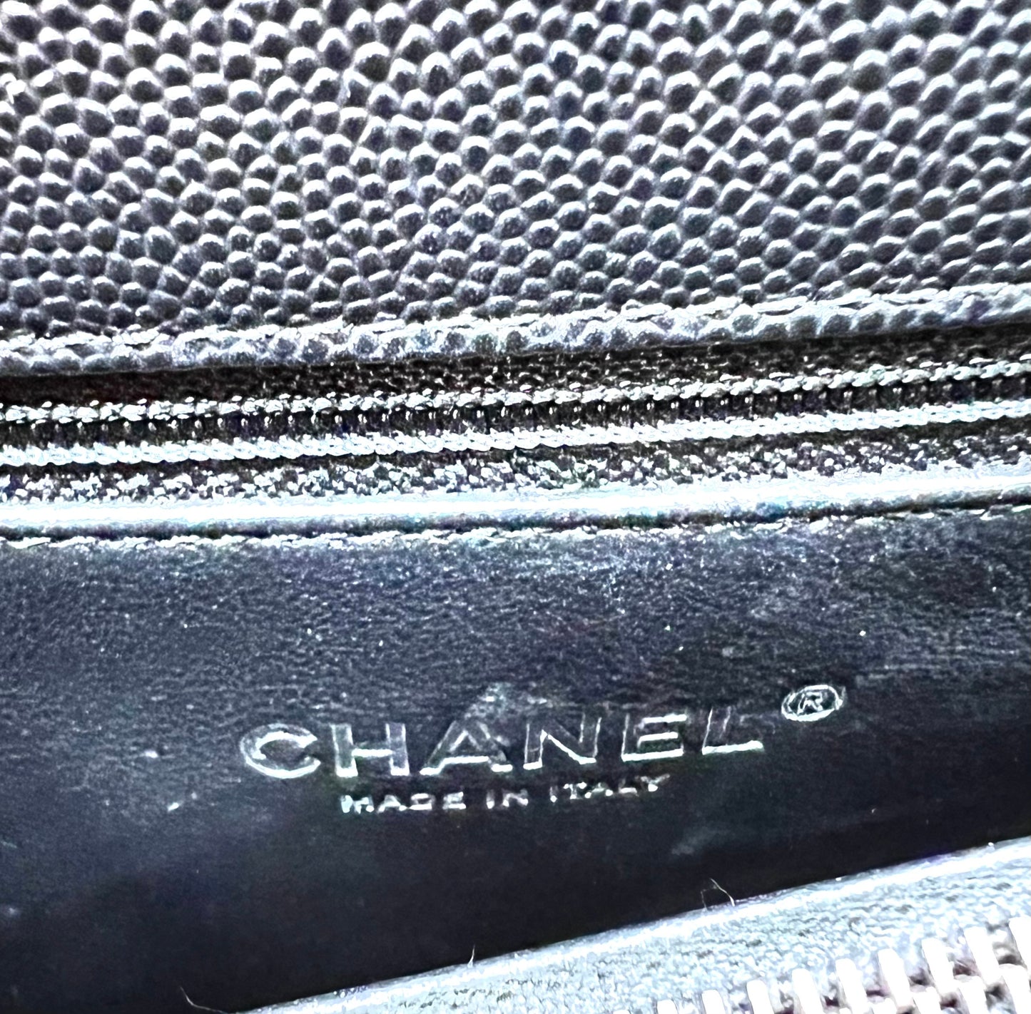 Chanel Caviar Coco python handle Matlase 2 way Bag series 23 mm size     (🇵🇭P361,200)