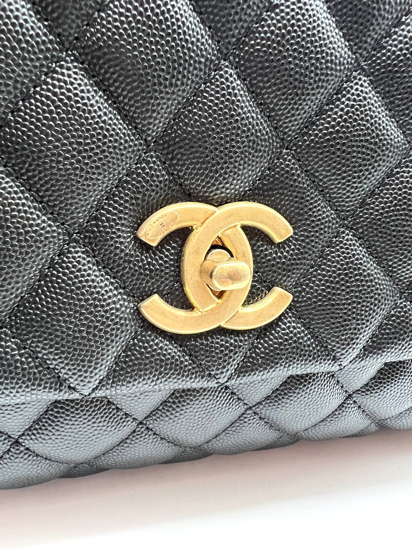 Chanel Top Handle Caviar MM size