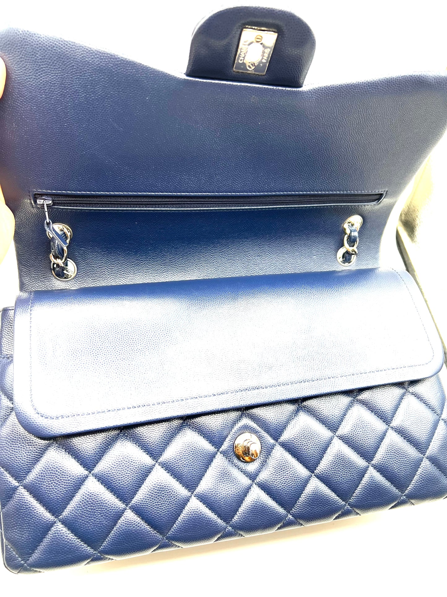 Chanel Jumbo Caviar Royal Blue Flap Chain  (🇵🇭P429,140)