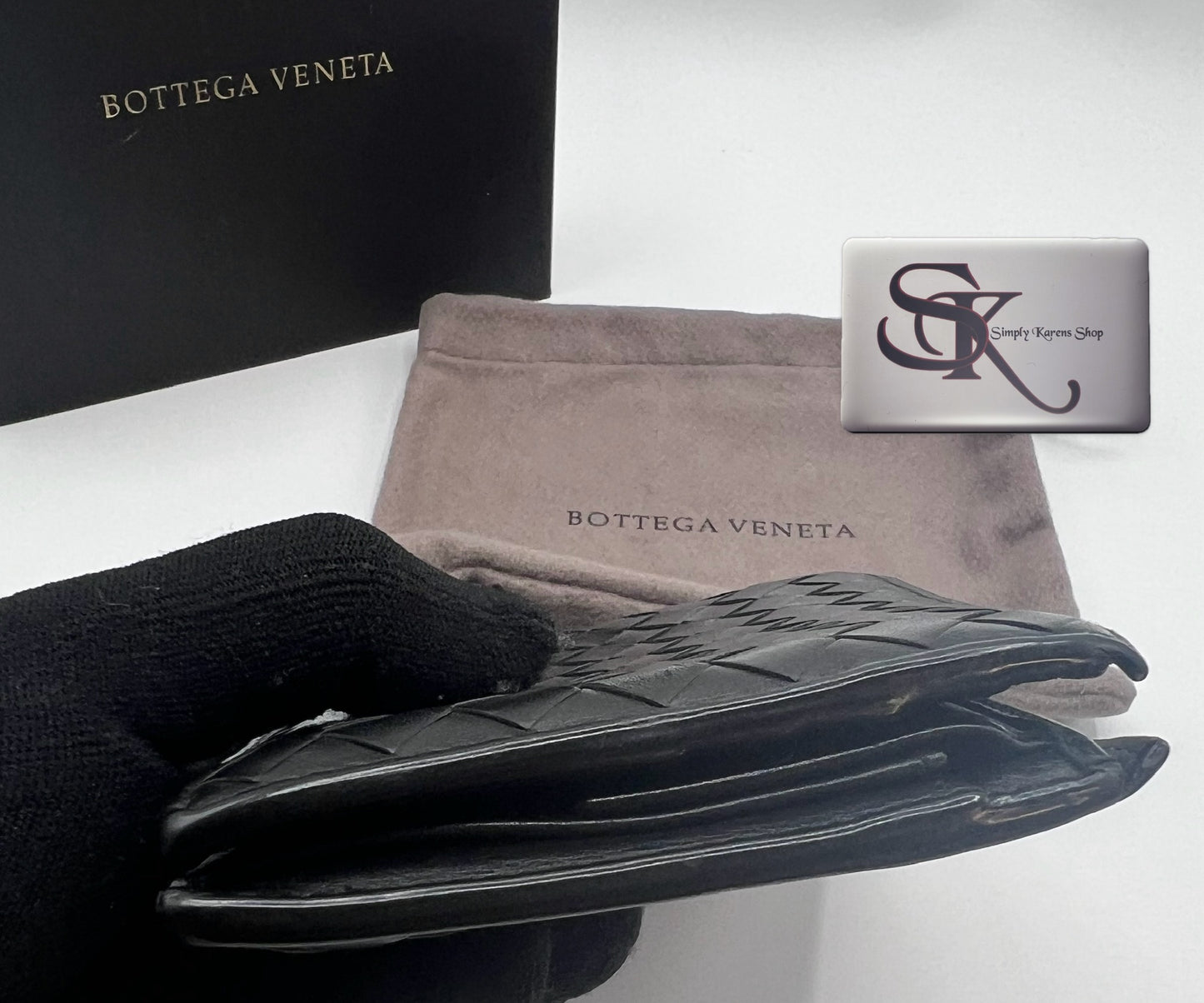 Bottega Venetta Black Bifold Mens Short wallet