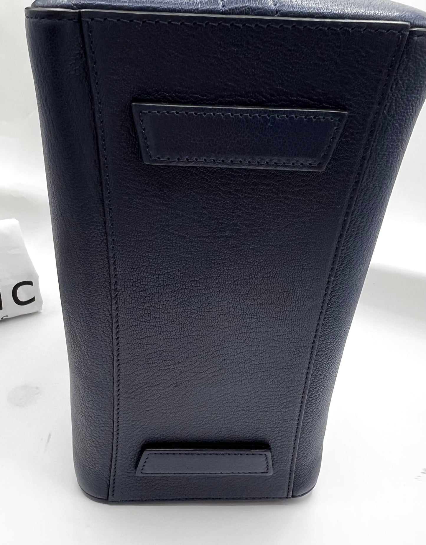 Givenchy Small Antigona Tricolor Goat Skin 2 way Bag   (🇵🇭P46,440)