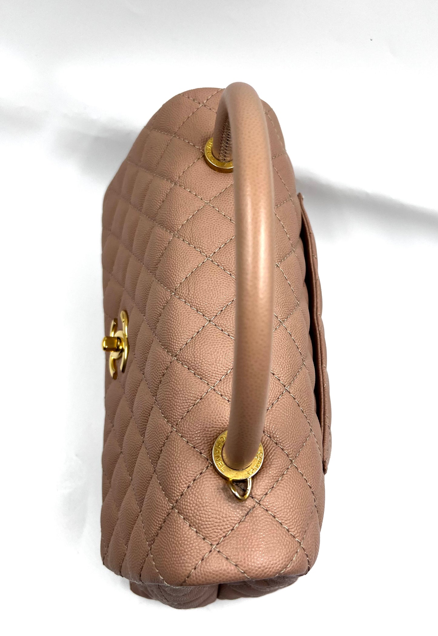 Chanel Coco Handle Caviar Mm size 29cm Beige/Milktea GWH Series 25 (🇵🇭P232,200)