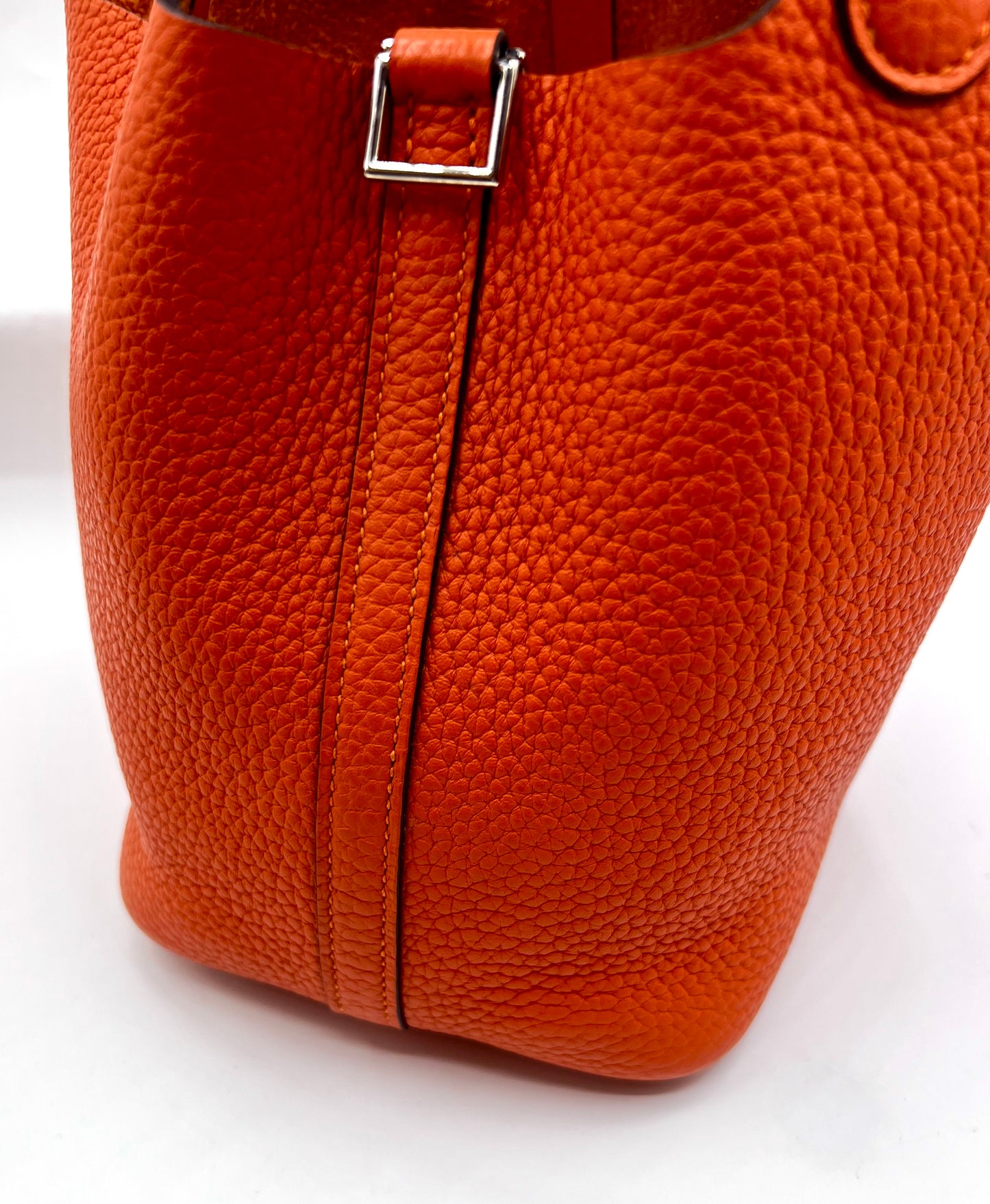 Hermes Picotin 18 Orange Taurillon Clemence Leather PHW Stamp T (🇵🇭P167,700)