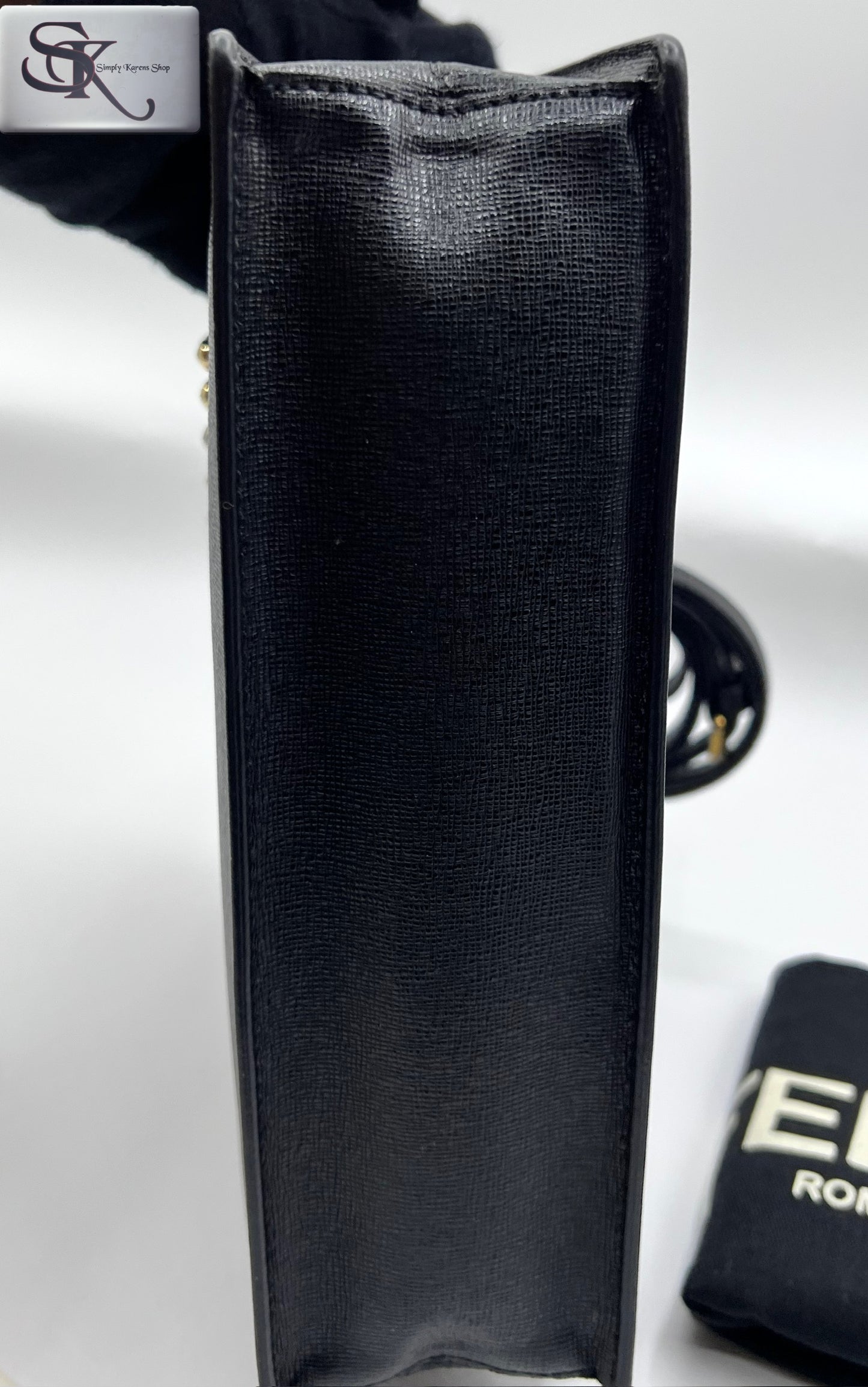 Fendi Monster Studded Crossbody Bag (🇵🇭P38,270)