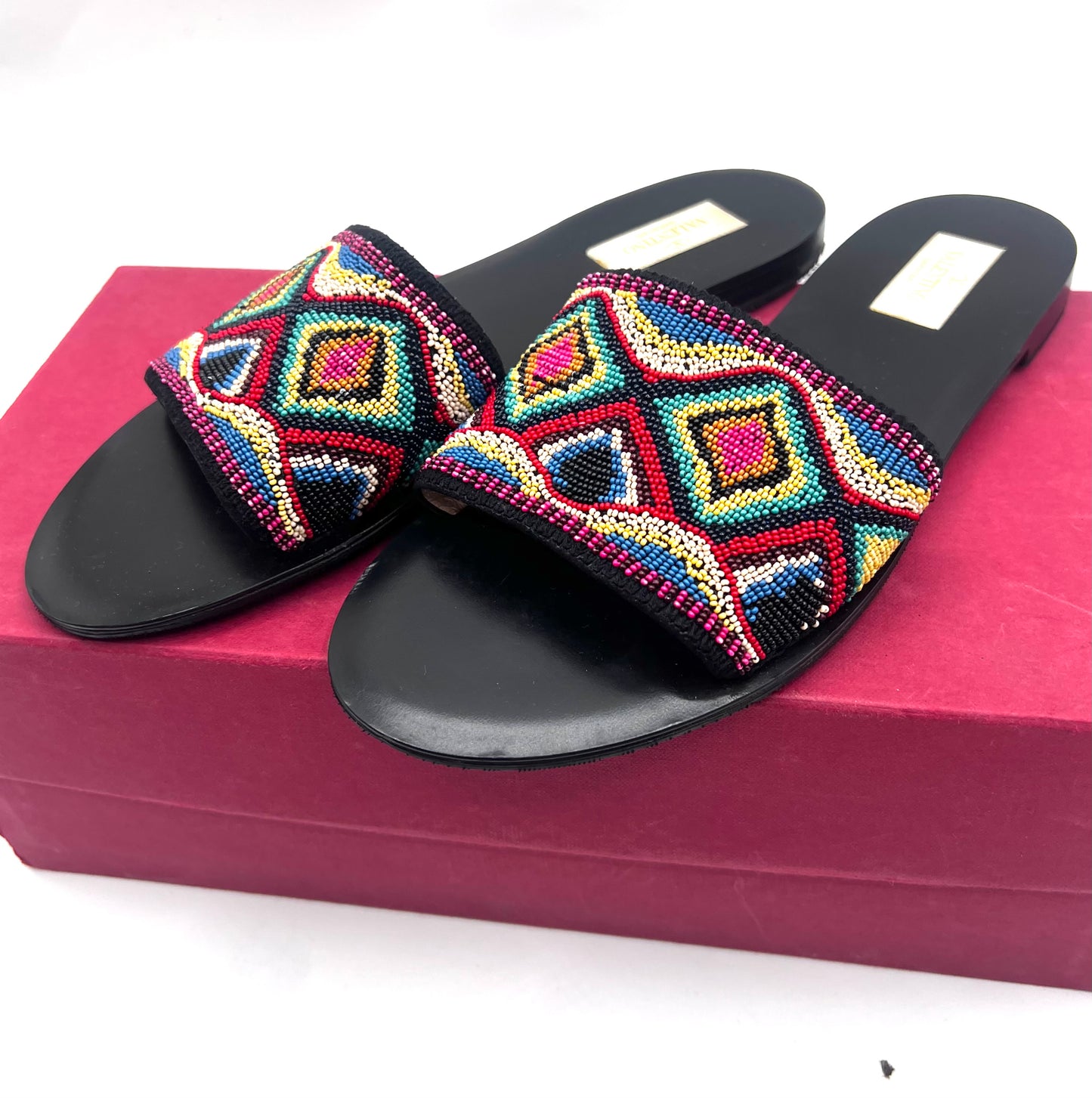 Valentino Garavani Multicolor Bead Embellished Fabric Flat slide S38  (🇵🇭P20,640)