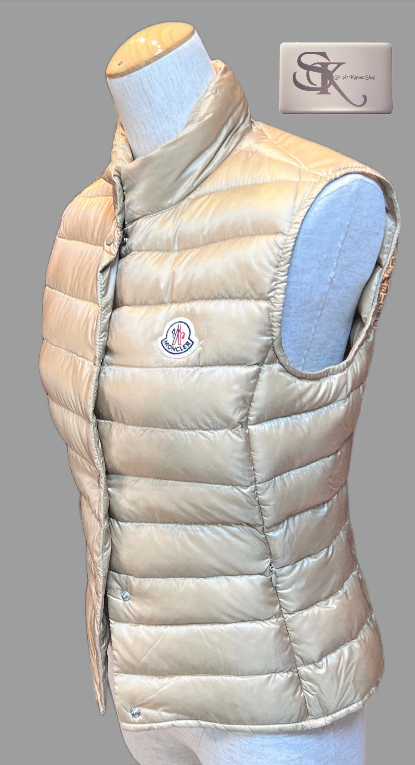 MONCLER DOWN WINTER VEST SIZE0 (small)