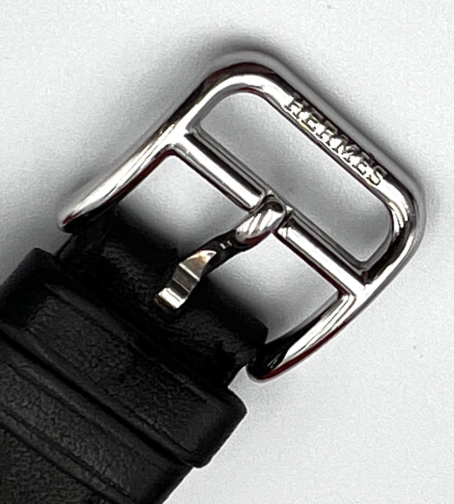 Hermes H Watch Black Dial/ Black Leather strap 21mm Yr.2021 16cm (🇵🇭P79,550)