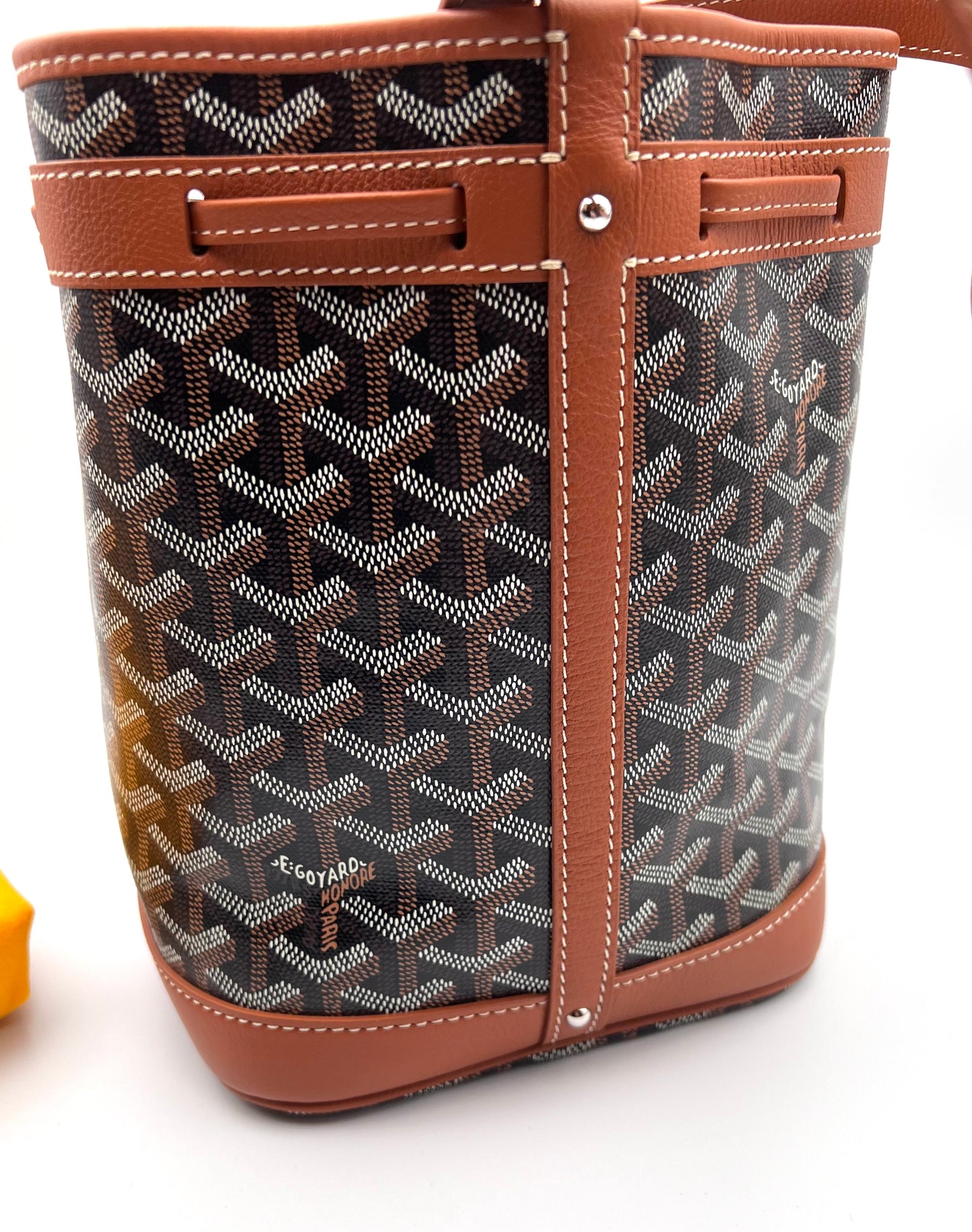 Goyard Tan Petit Flot Bucket 2024 (🇵🇭P150,000)