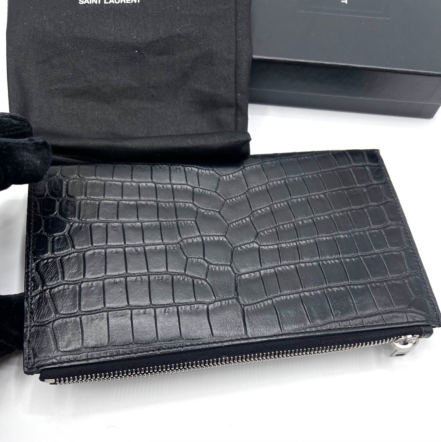 Yves Saint Laurent Crocodile Embossed Mini Clutch Bag     (🇵🇭P23,220)