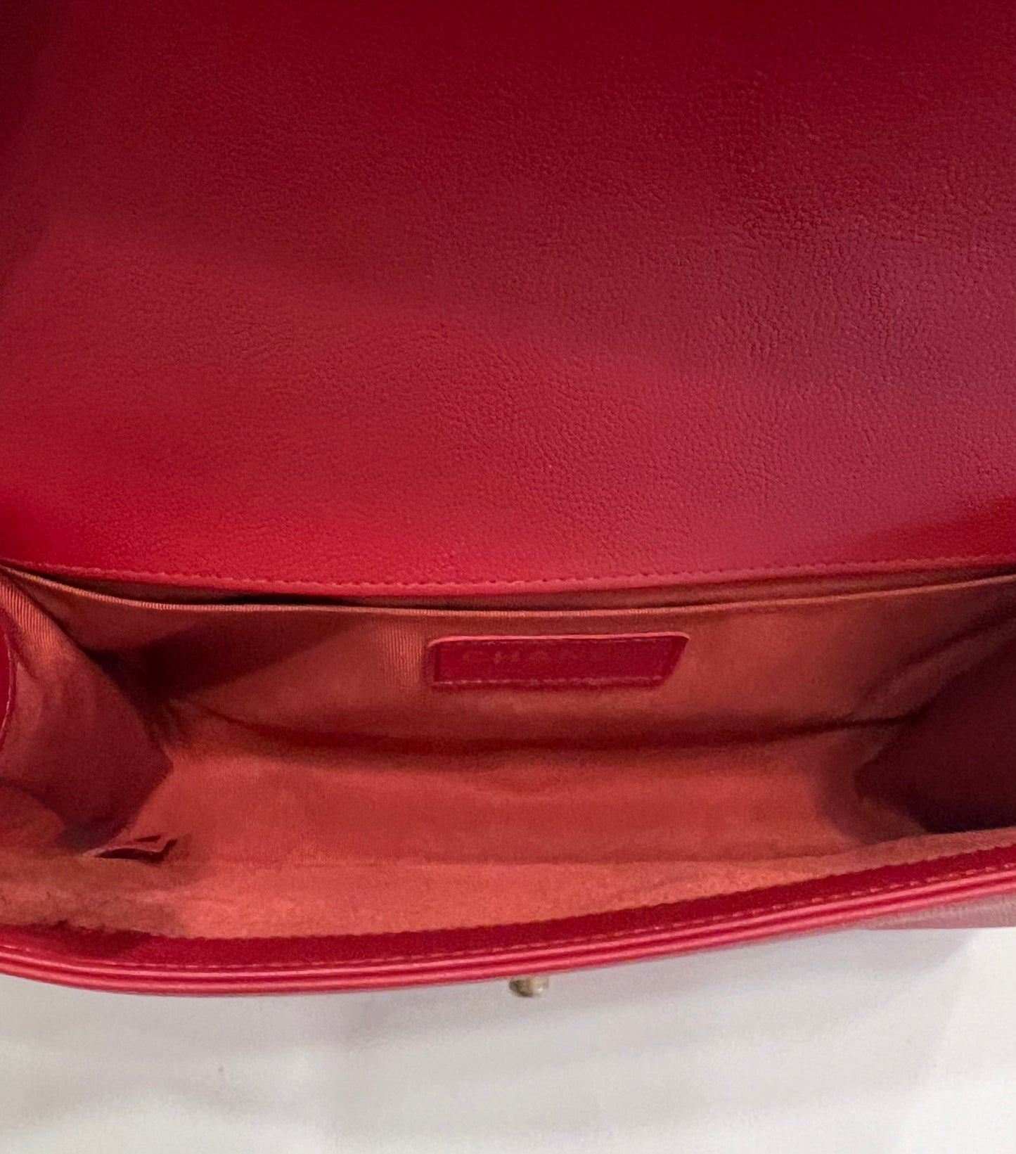 Chanel Caviar red Leboy Old Medium GHW