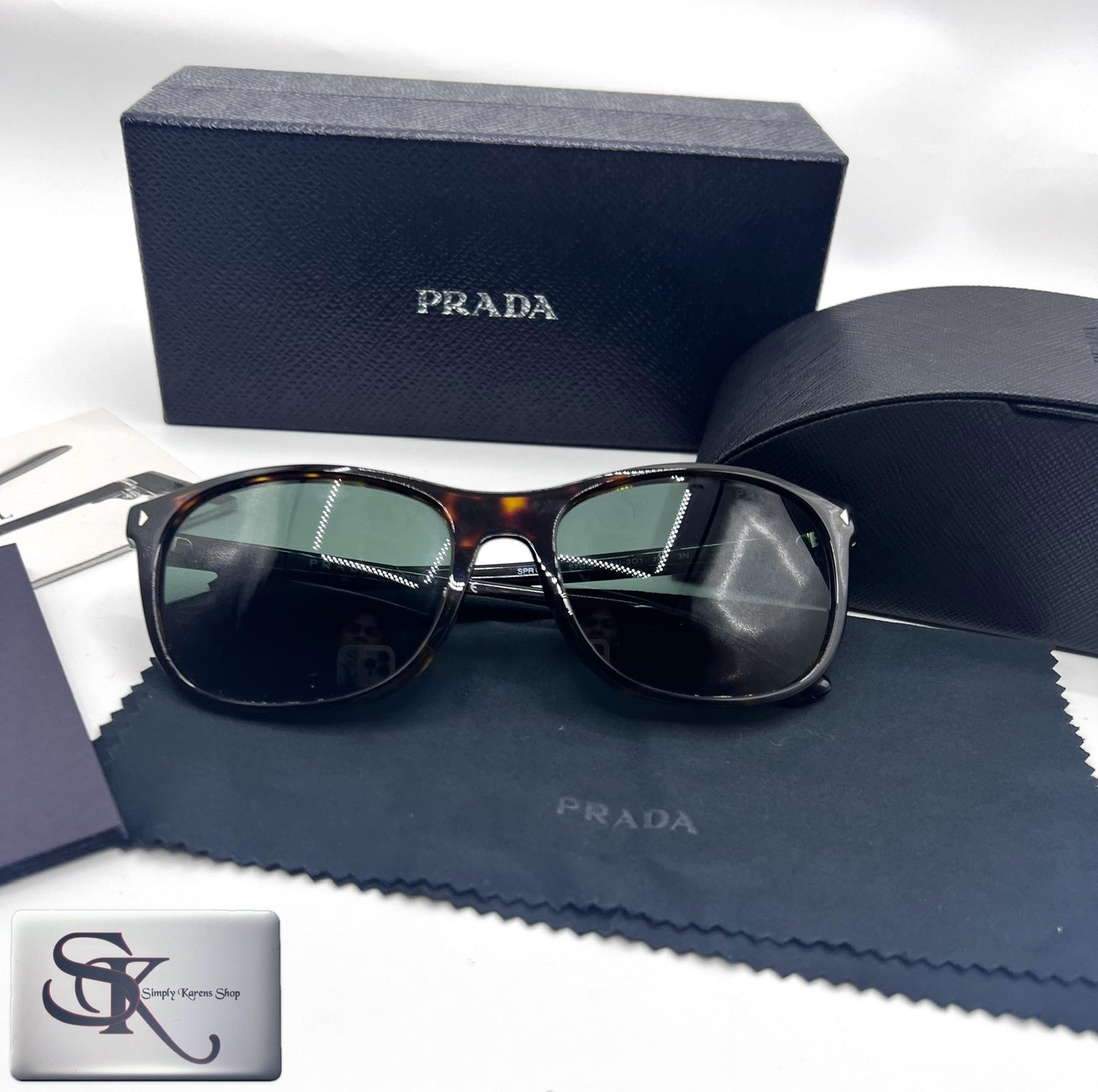 Prada 2AU-301 Sunglass 🇵🇭P9,600🇵🇭