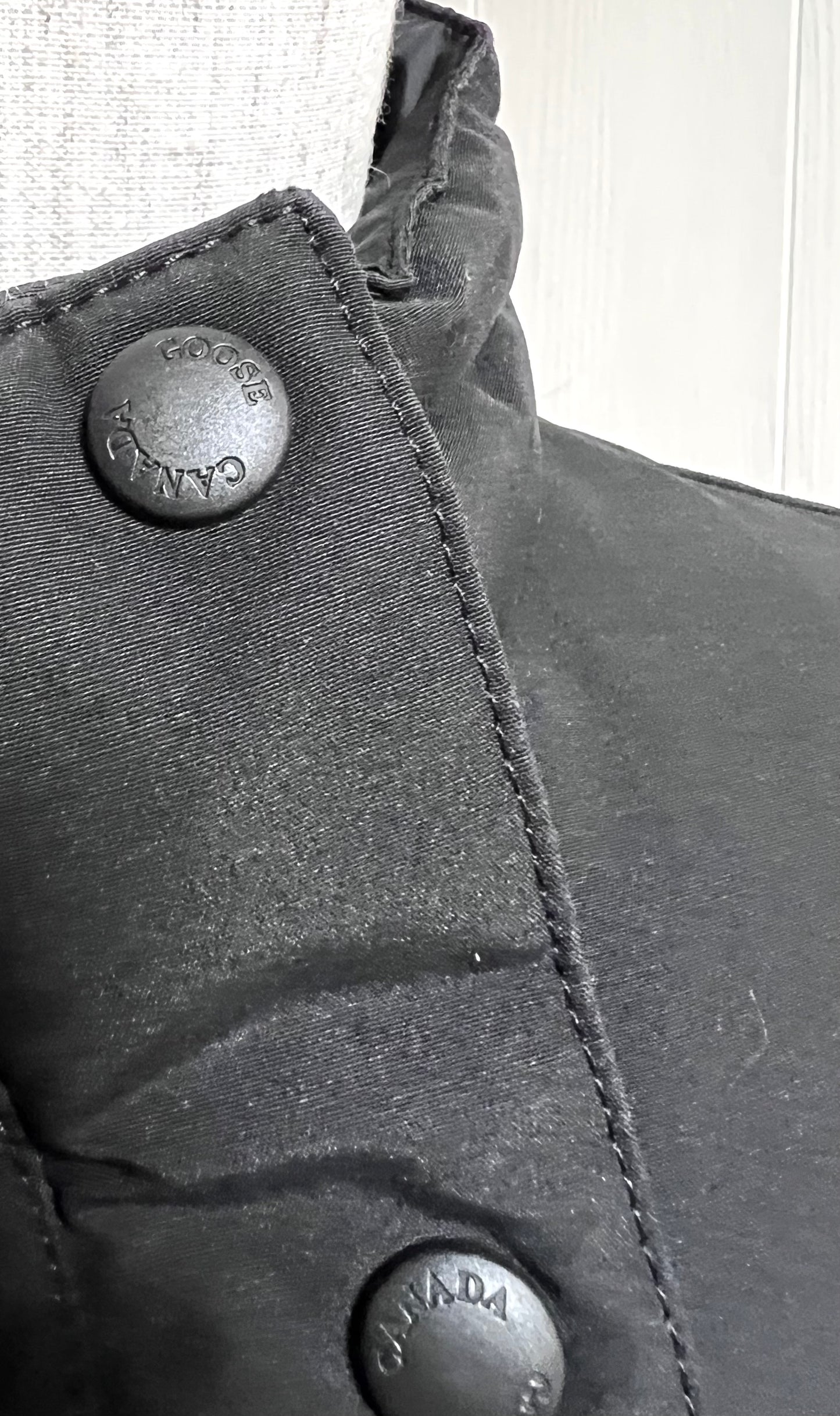 Canada Goose Black Down Vest S~M Size (🇵🇭P24,940)