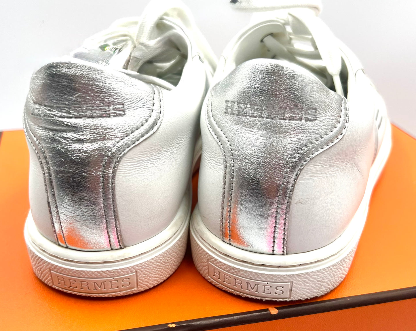 Hermes Avantage  white Calfskin H motif Sneakers Size 35 1/2 (🇵🇭P20,640)