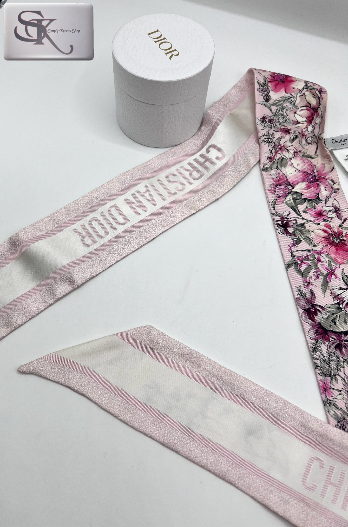 CHristian Dior Pink Floral Silk Twilly (🇵🇭P12,900)