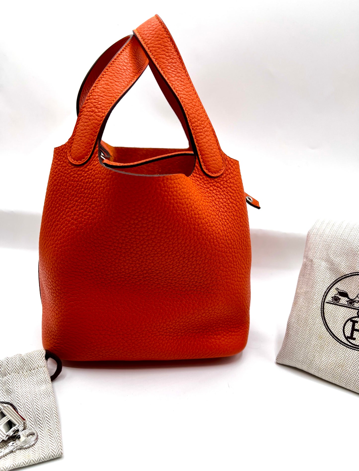Hermes Picotin 18 Orange Taurillon Clemence Leather PHW Stamp T (🇵🇭P167,700)
