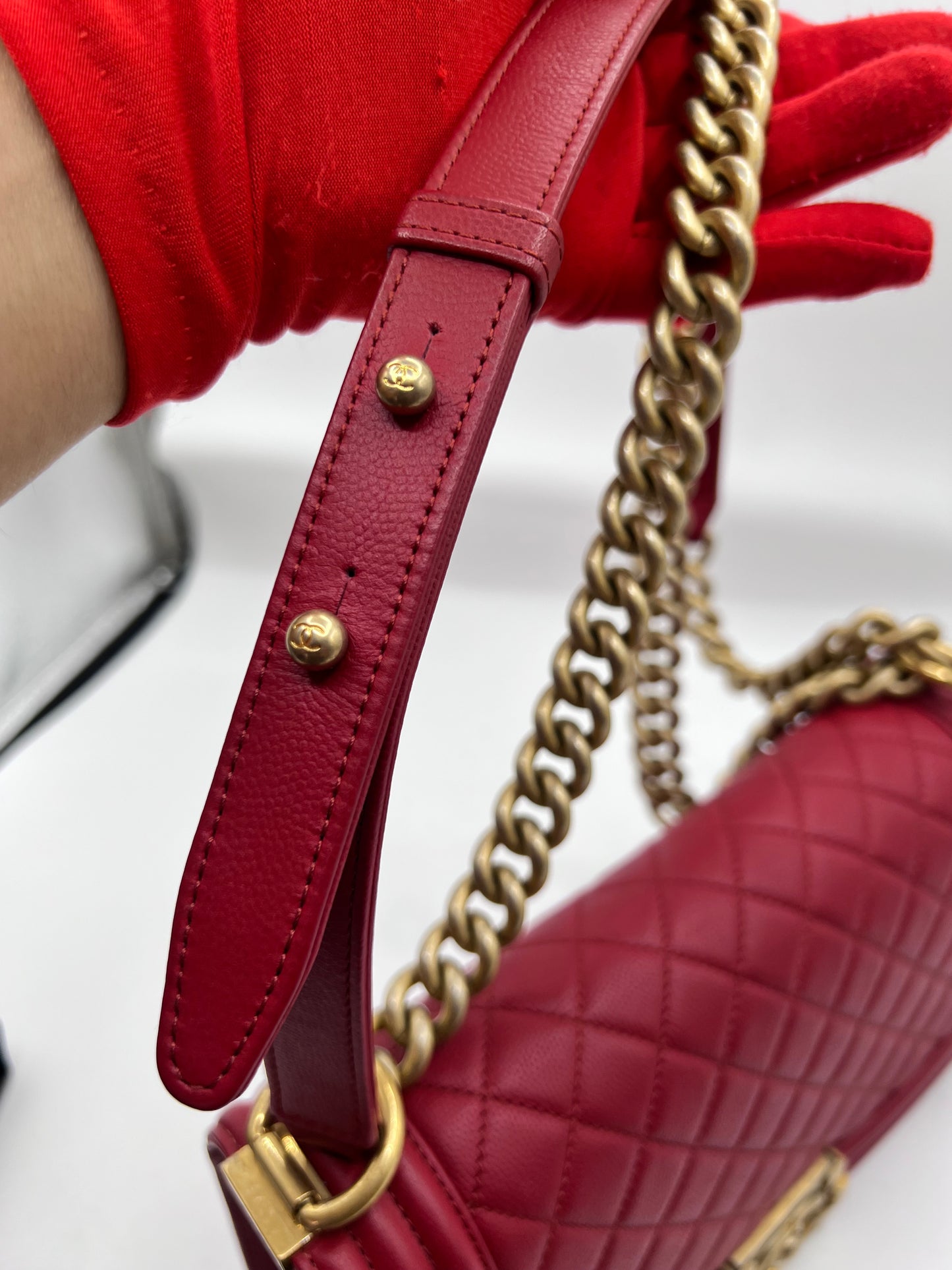 Chanel Caviar red Leboy Old Medium GHW