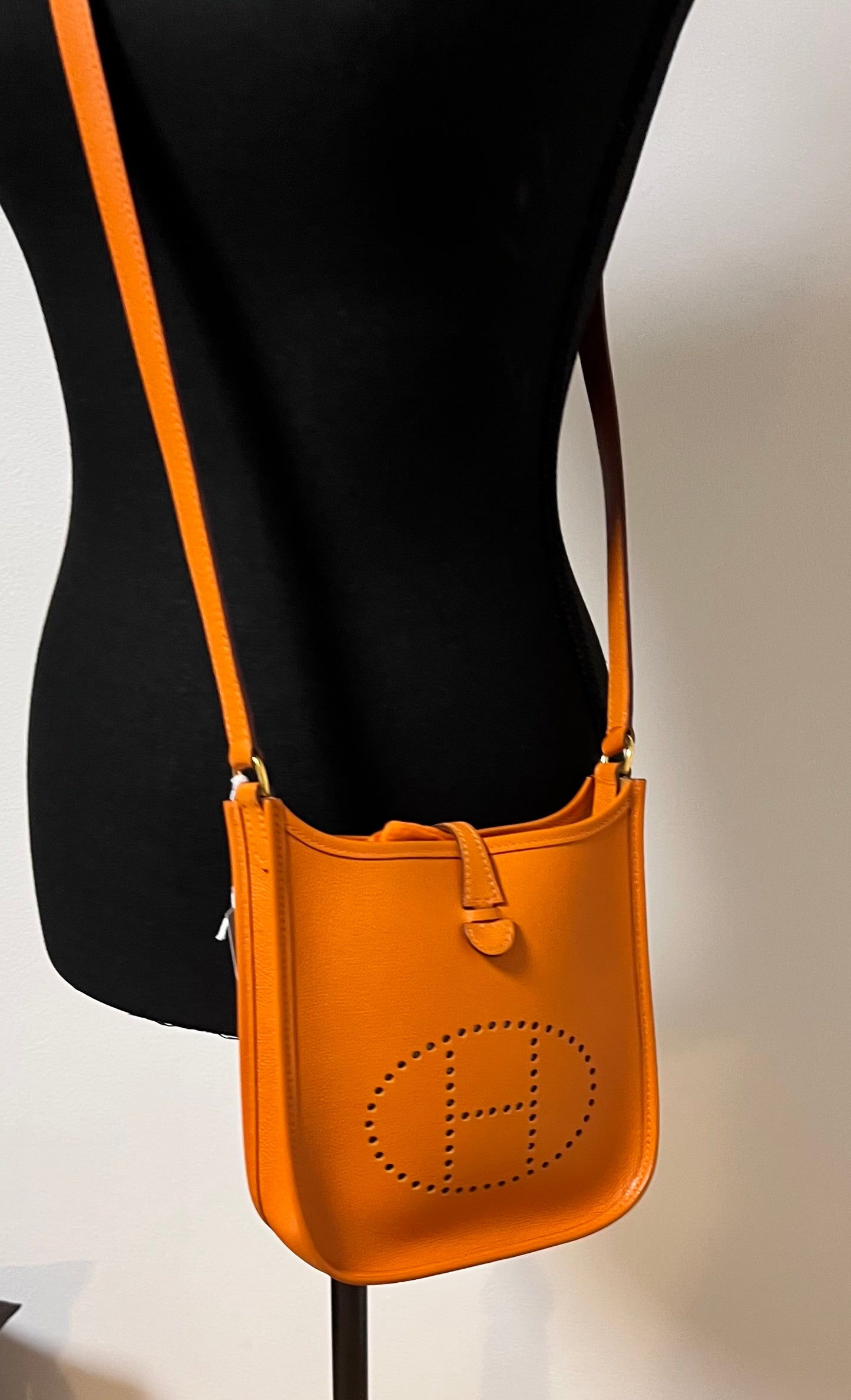 Hermes Evelyn TPM Epson Square H Stamp Yr 2004