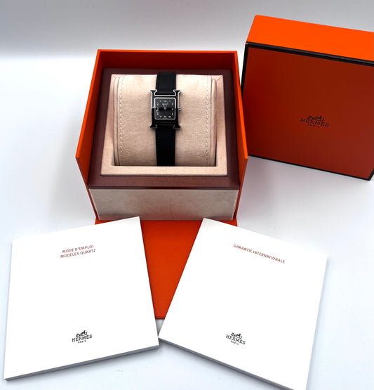 Hermes H Watch Black Dial/ Black Leather strap 21mm Yr.2021 16cm (🇵🇭P79,550)