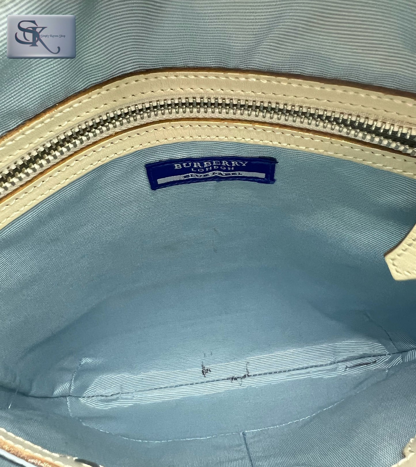 Burberry Blue Label Crossbody Bag   🇵🇭P9,600🇵🇭