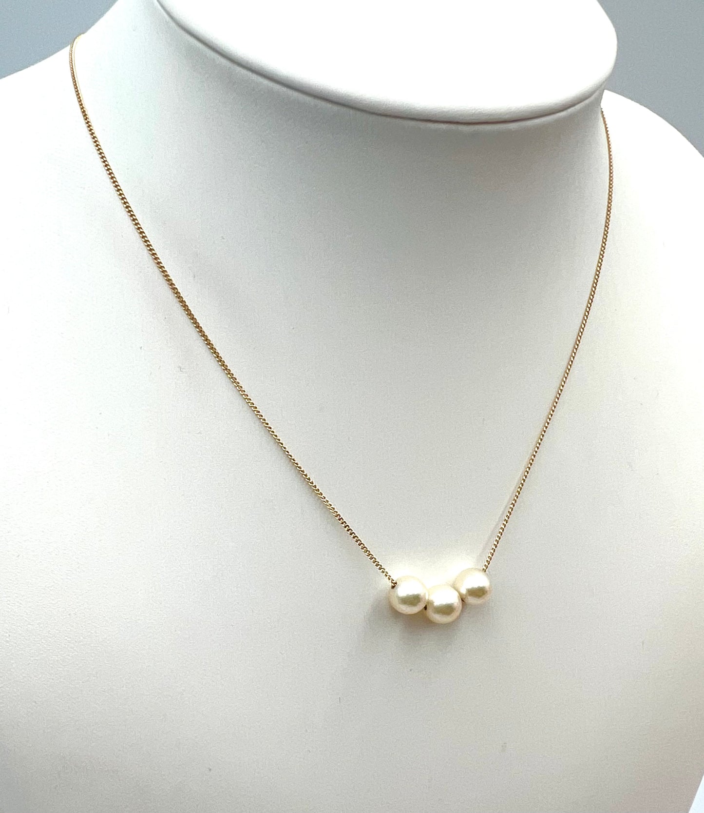K18 Yg 3 Floating akoya Pearl Necklace 2.81g 40cm              (🇵🇭P30,530)