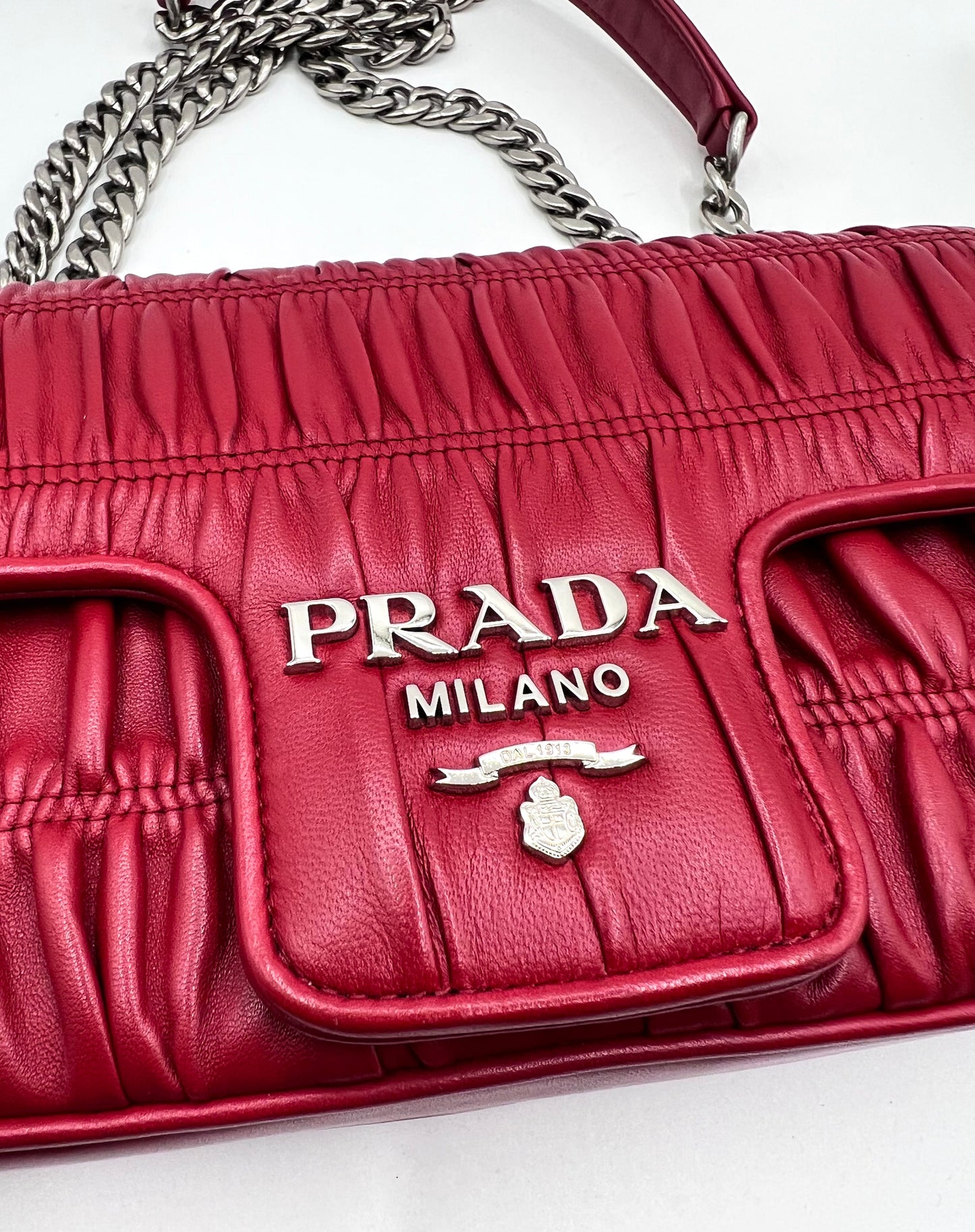 Prada Nappa Gaufre Red Flap Chain Bag  (🇵🇭P51,600)