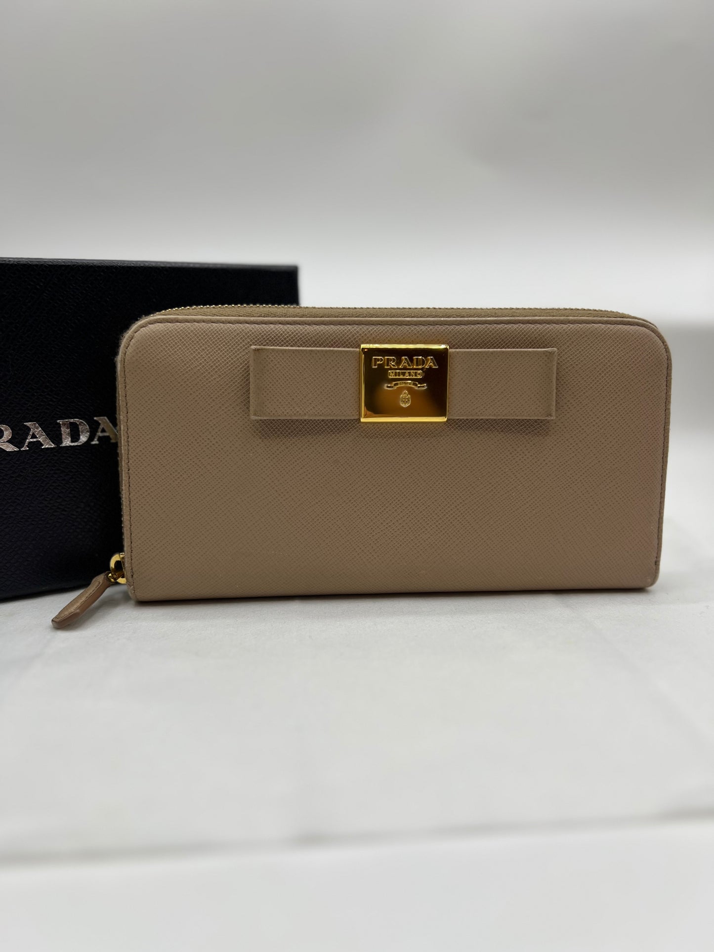 Prada Saffiano Taupe Long Zip Around Wallet  (🇵🇭P12,040)