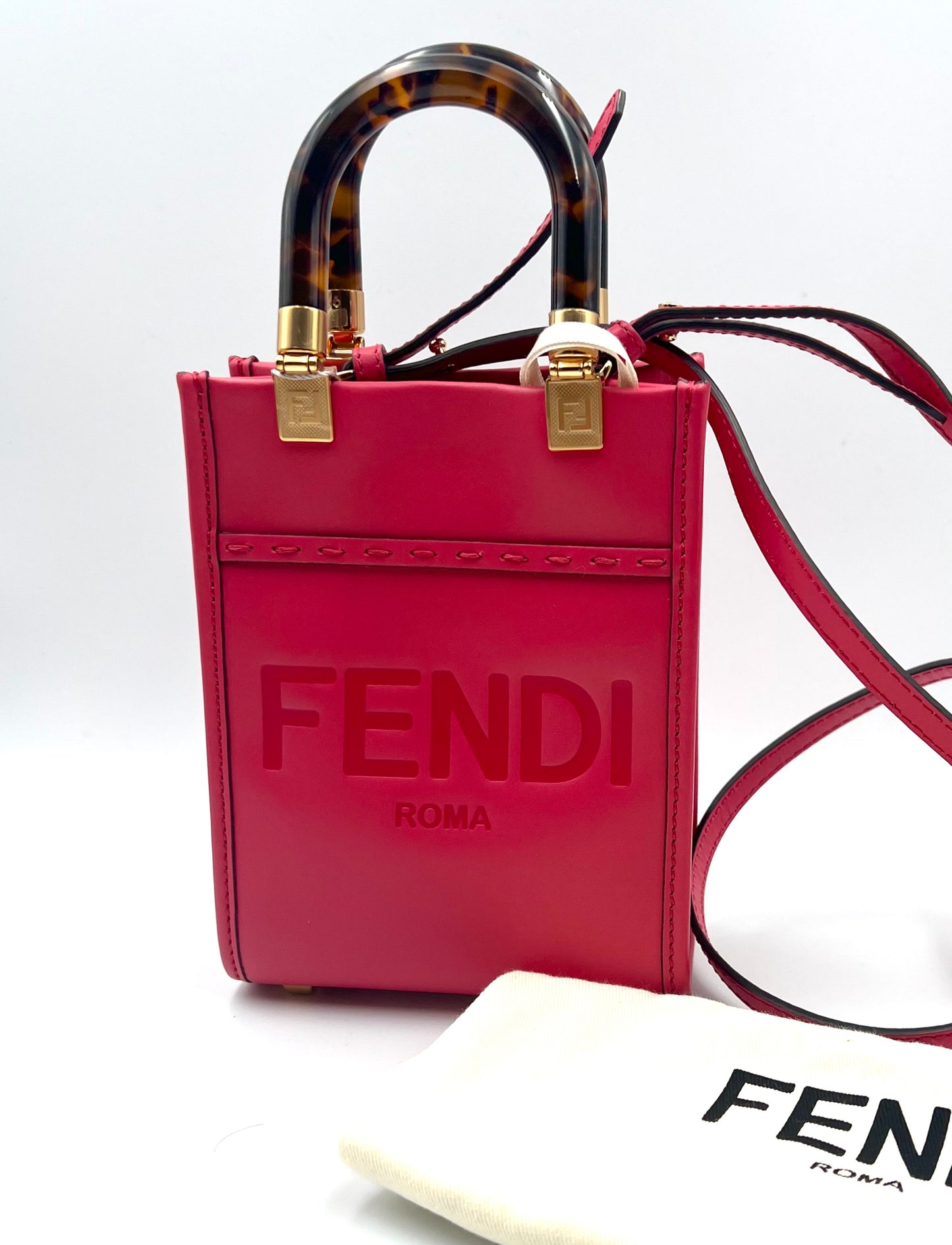 Fendi Mini Sunshine 2 way bag  (🇵🇭P43,000)