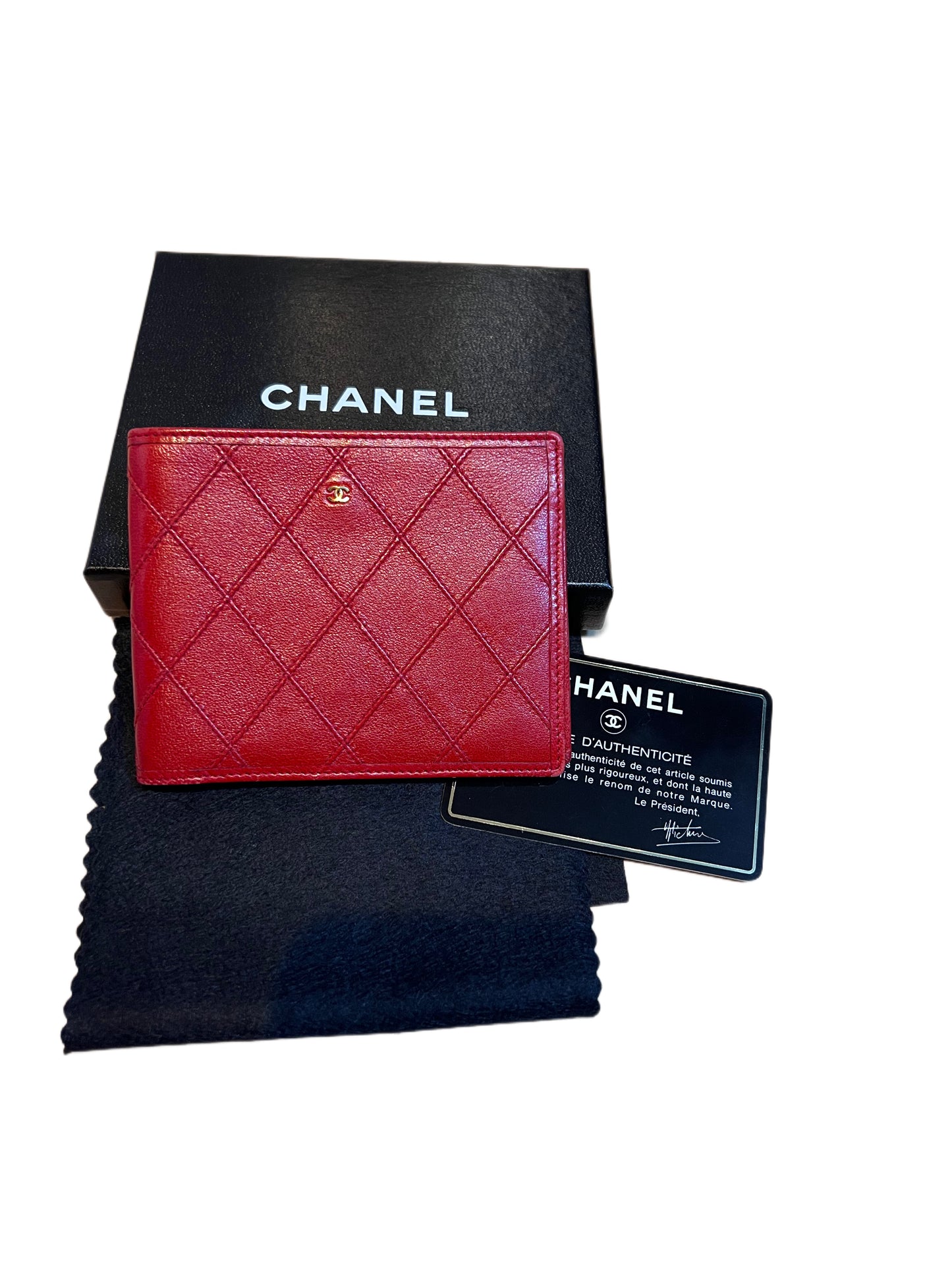 CHANEL BIFOLD LAMBSKIN SLIM WALLET