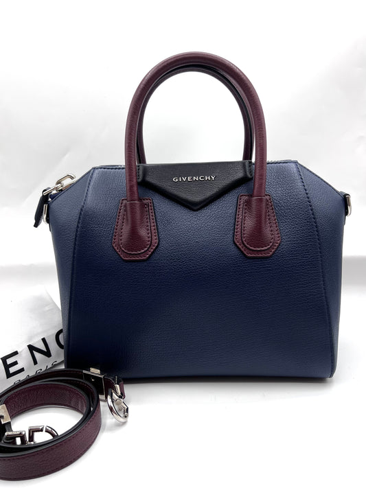 Givenchy Small Antigona Tricolor Goat Skin 2 way Bag   (🇵🇭P46,440)