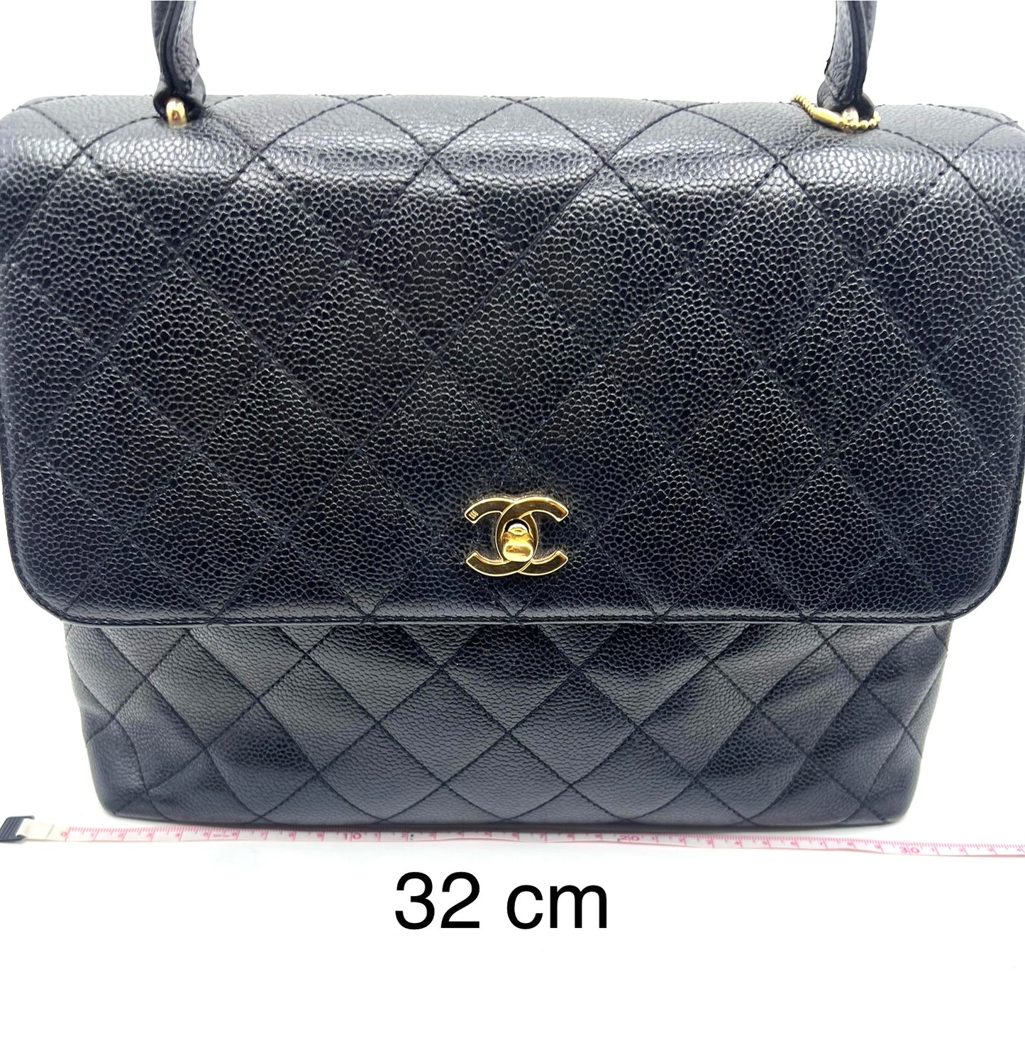 Chanel Vintage Kelly Top Handle Bag in Carviar             (🇵🇭P163,400)