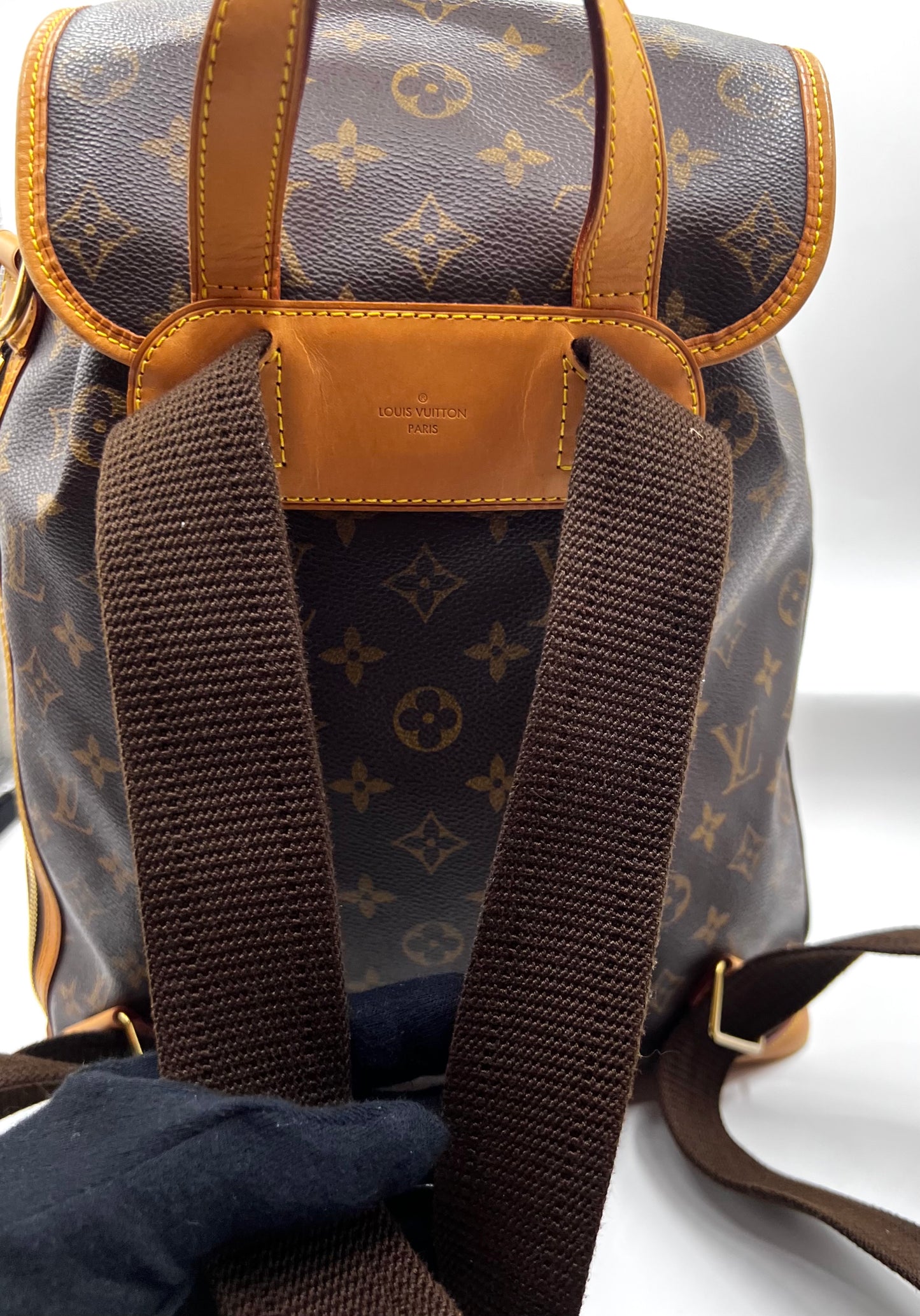 Louis Vuitton Monogram Bosphore Back Pack               (🇵🇭P77,400)