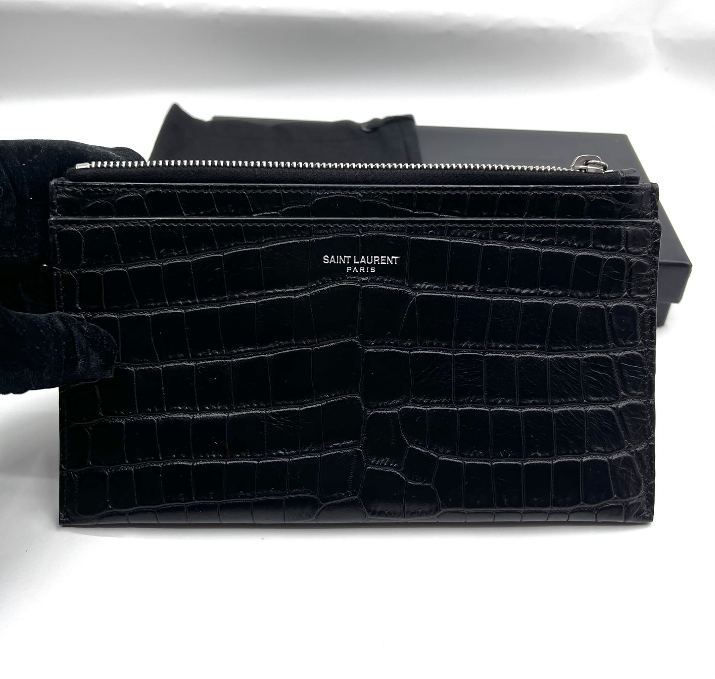 Yves Saint Laurent Crocodile Embossed Mini Clutch Bag     (🇵🇭P23,220)