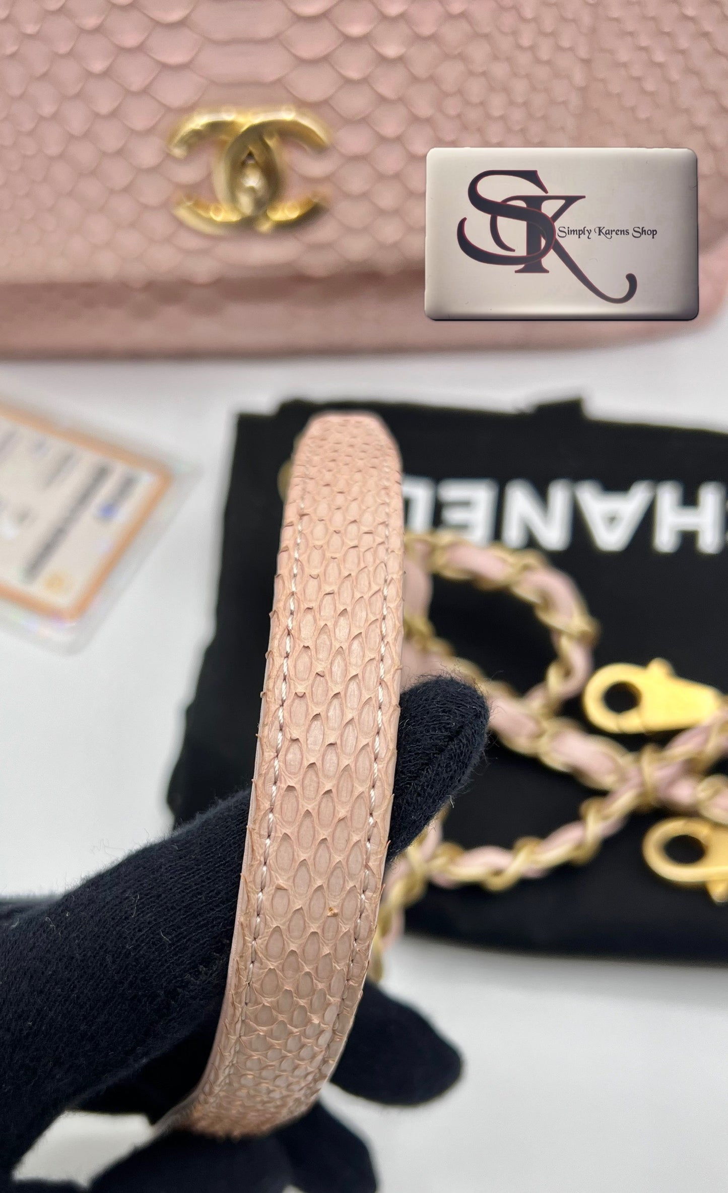 Chanel Python Coco Top Handle in Pink     (🇵🇭P344,000)