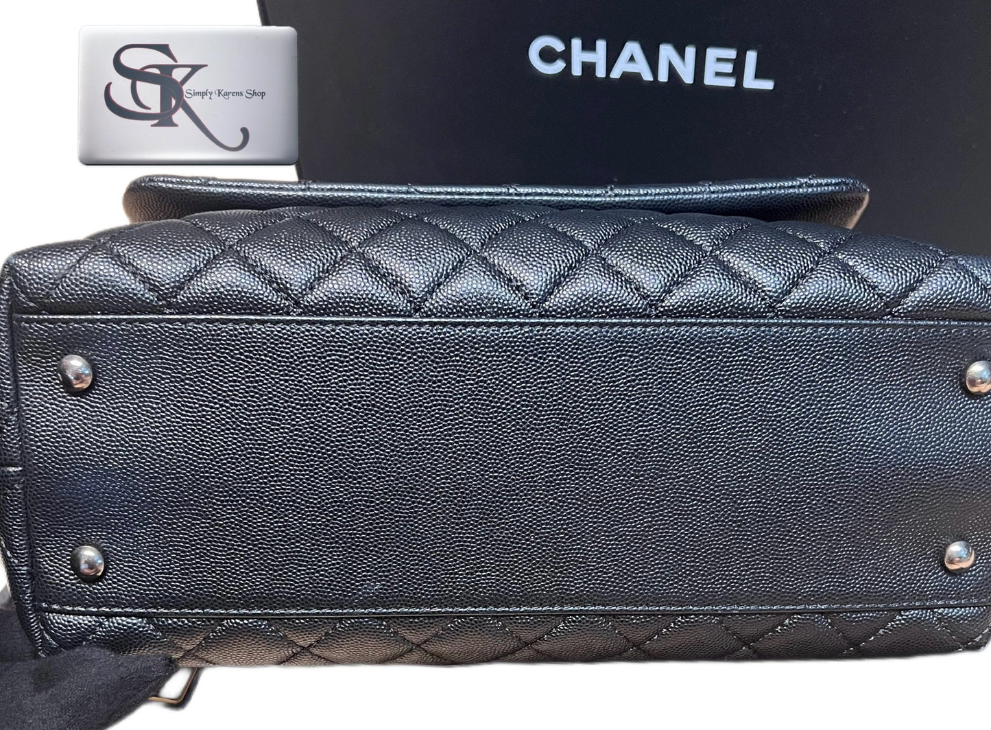 CHANEL CAVIAR TOP HANDLE MM