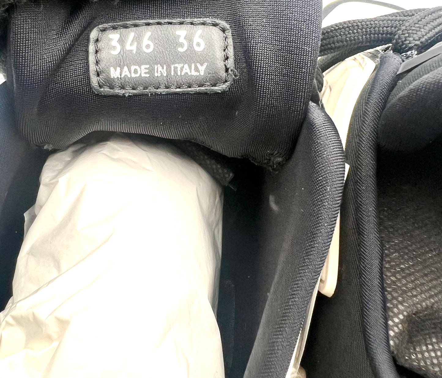Prada Techno Stretch Sneakers Size 36 (🇵🇭P20,640)