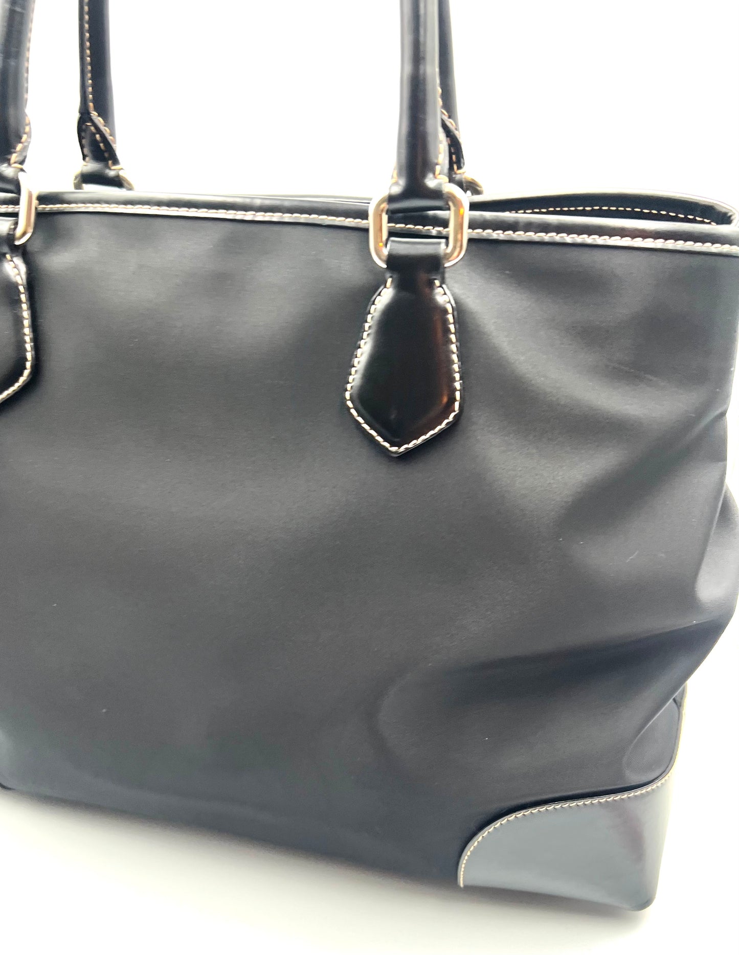 Prada Tessuto Nylon Black Tote Bag (🇵🇭P24,940)