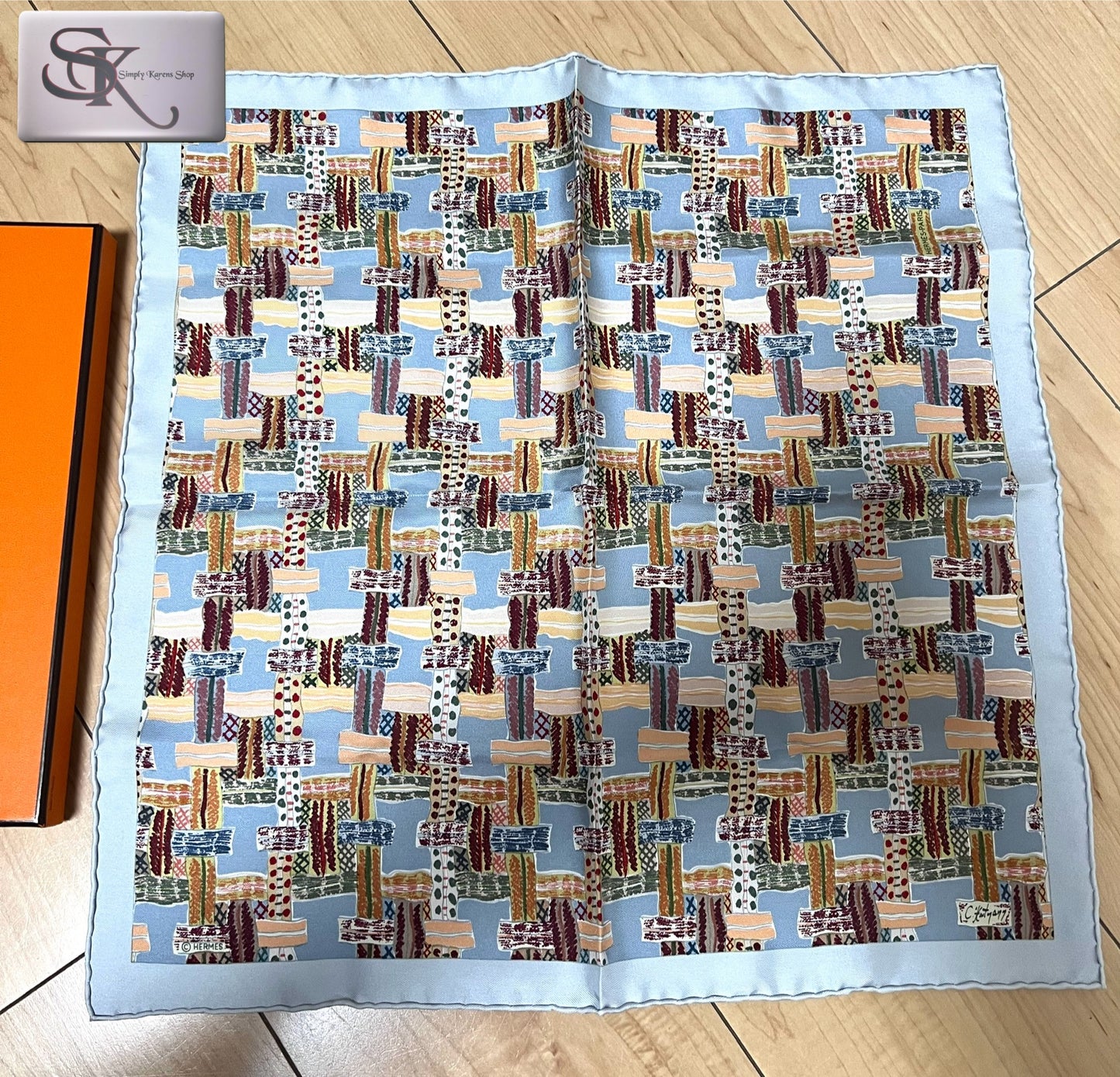 Hermes small Silk Scarf 🇵🇭P7,200🇵🇭