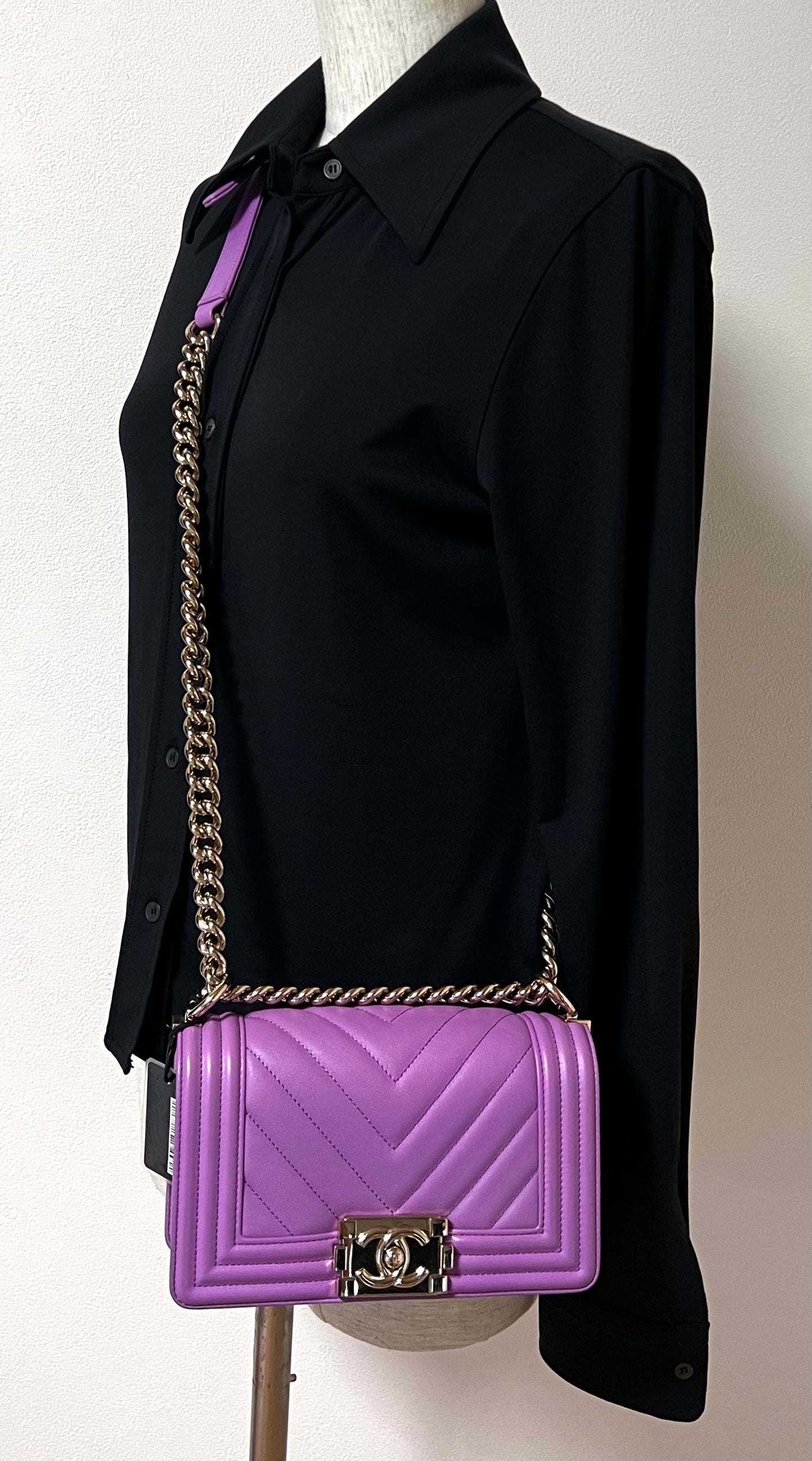 Chanel Leboy Purple Pm size Calfskin GHW Series29          (🇵🇭P197,800)