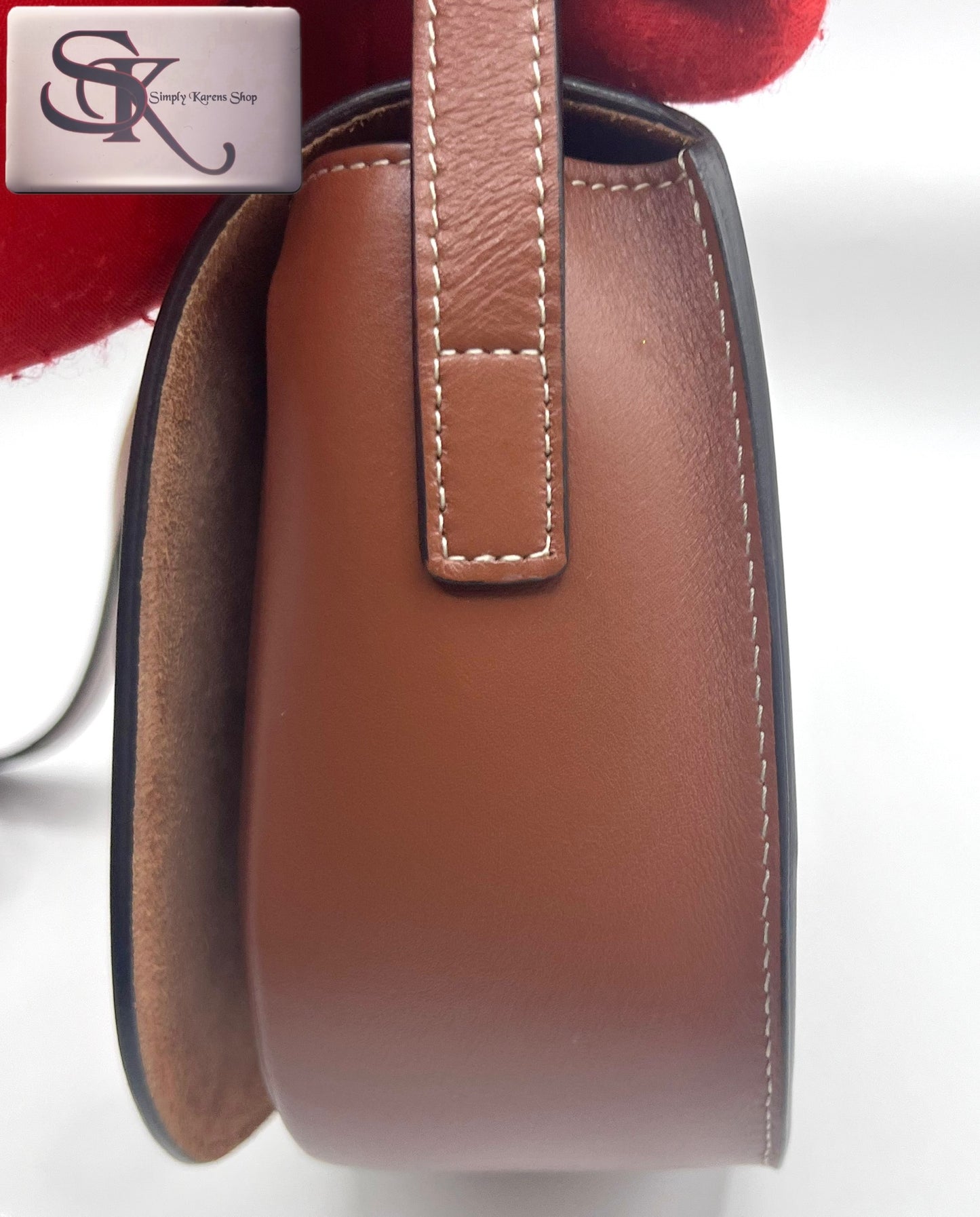 Celine Triomphe Folco Cuir Triomphe In smooth Calfskin     (🇵🇭P137,600)
