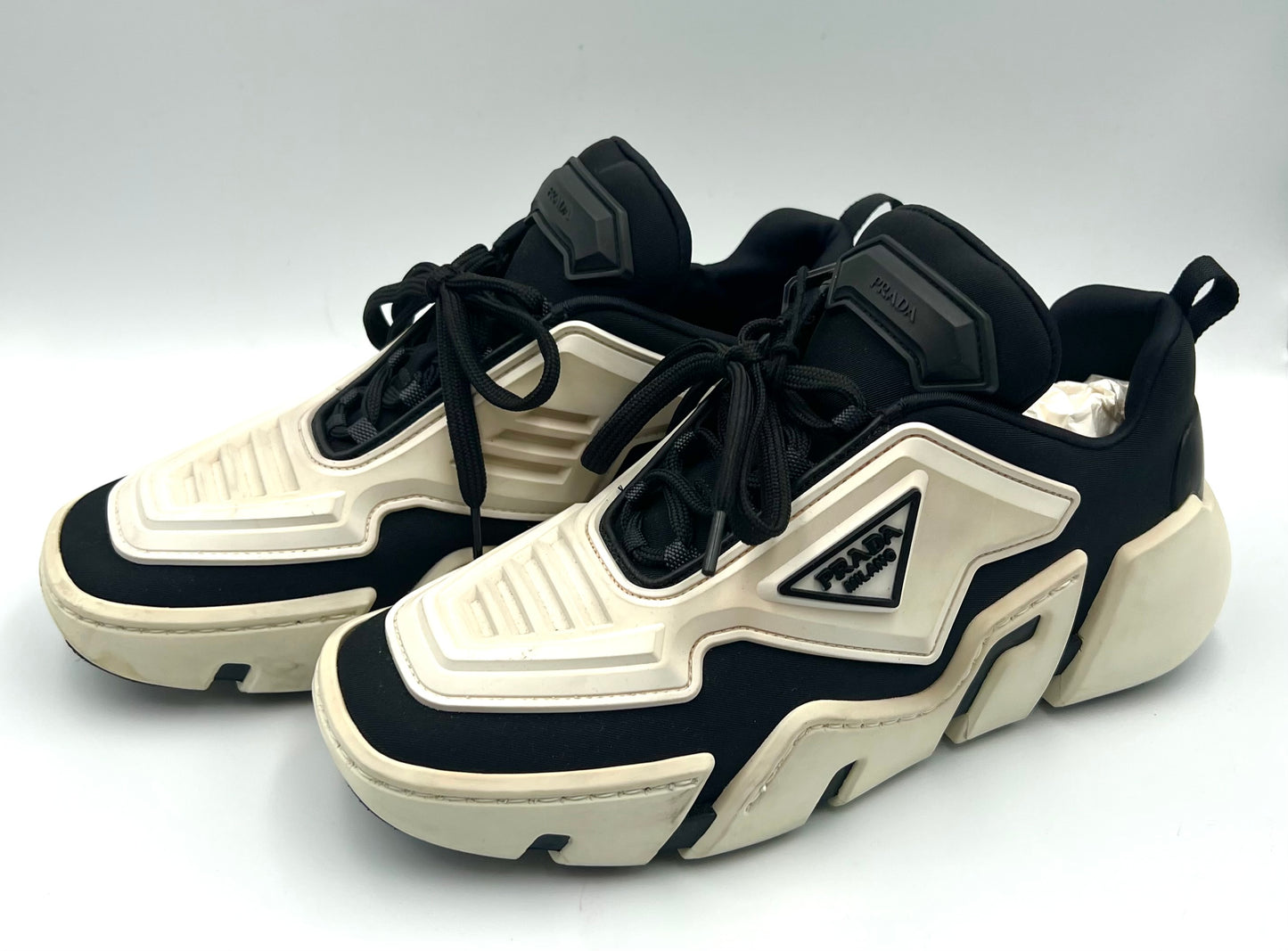 Prada Techno Stretch Sneakers Size 36 (🇵🇭P20,640)