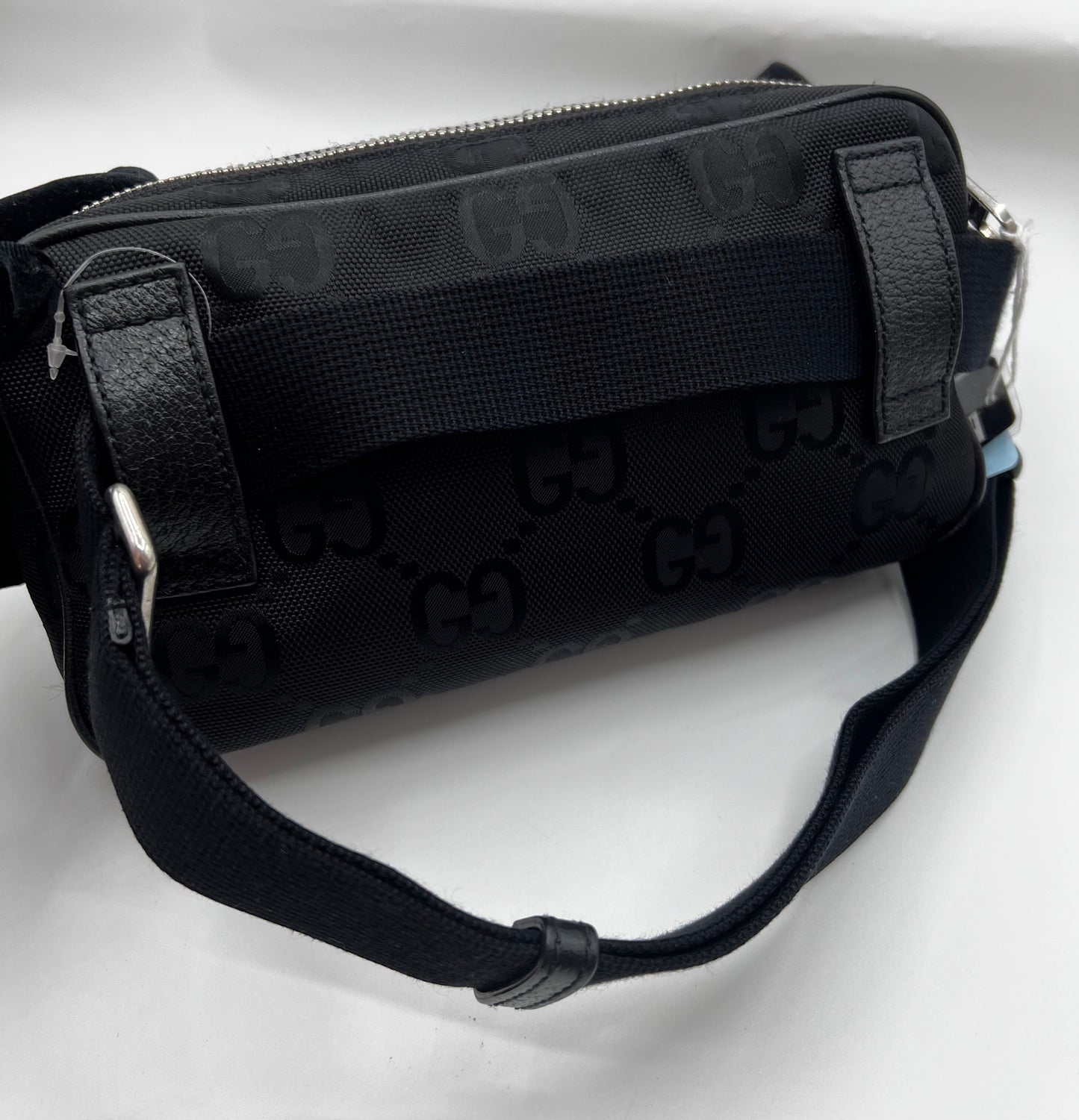 Gucci GG Nylon Off the Grid Waist Belt Bag  (🇵🇭P33,540)