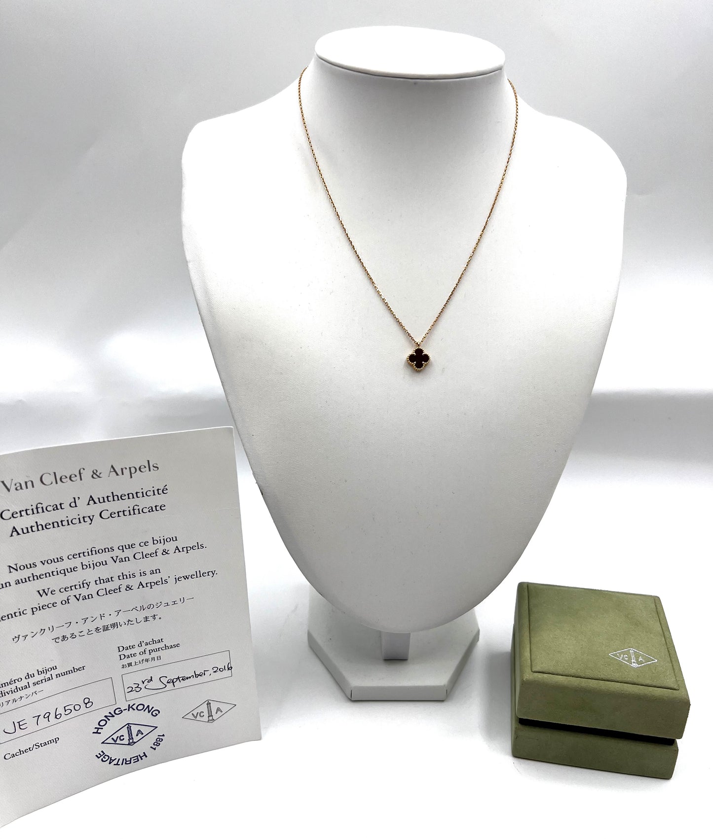 Van Cleef & Arpels Alhambra Onyx Necklace 18K YG 5.1g 38~42cm (🇵🇭P206,400)
