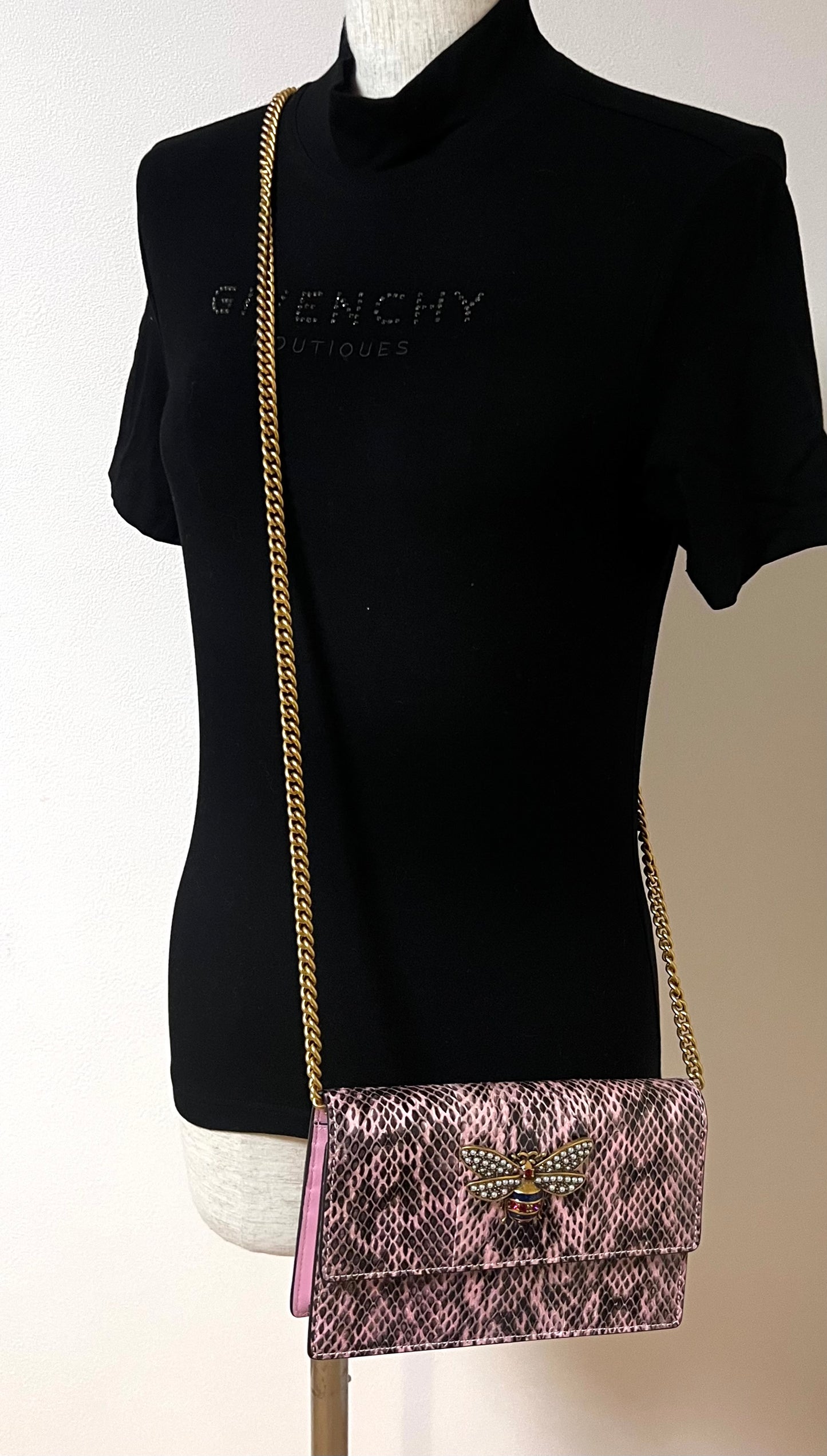Gucci Snakeskin Mini Queen Margaret Wallet On Chain       (🇵🇭P46,440)