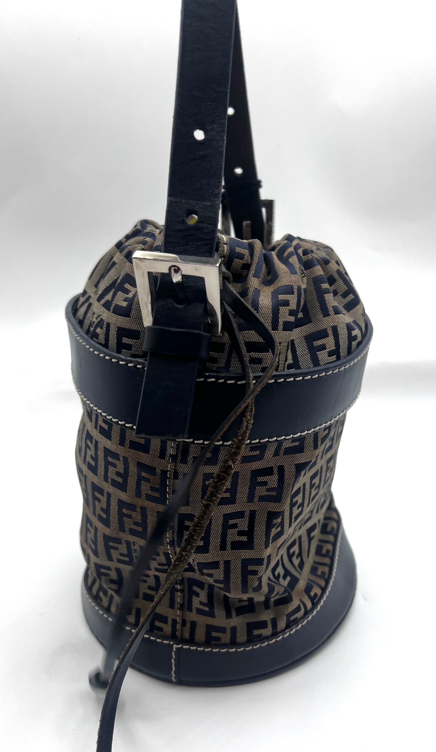 Fendi Zucchino Leather /Canvas Mini Bucket Bag          (🇵🇭P18,920)