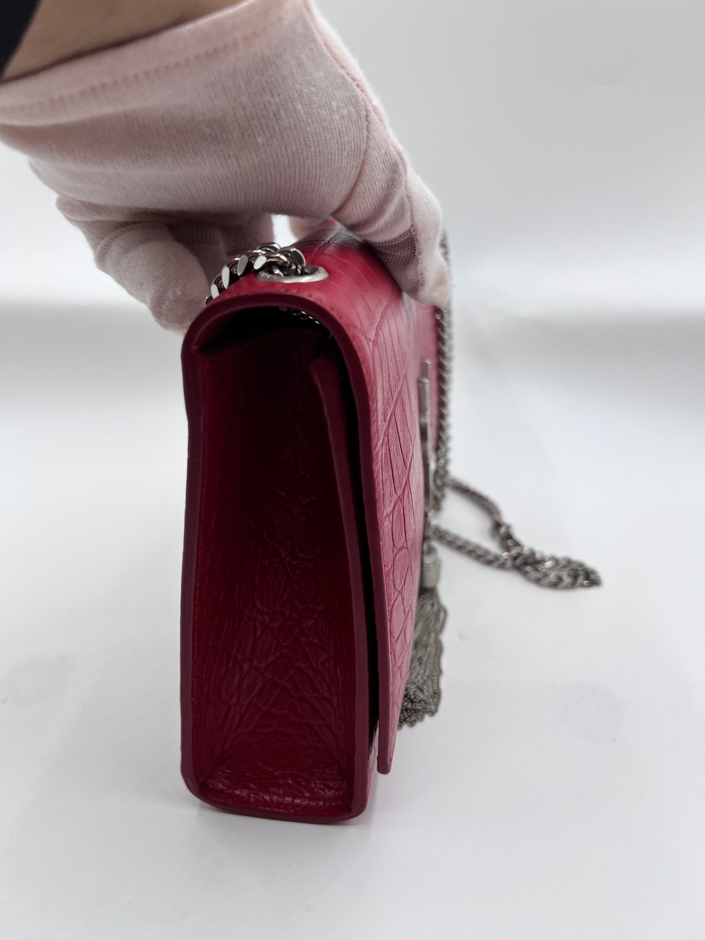 Yves Saint Laurent Kate Tassel Croc Embossed Leather MM Size Red Flap  (🇵🇭P76,540)